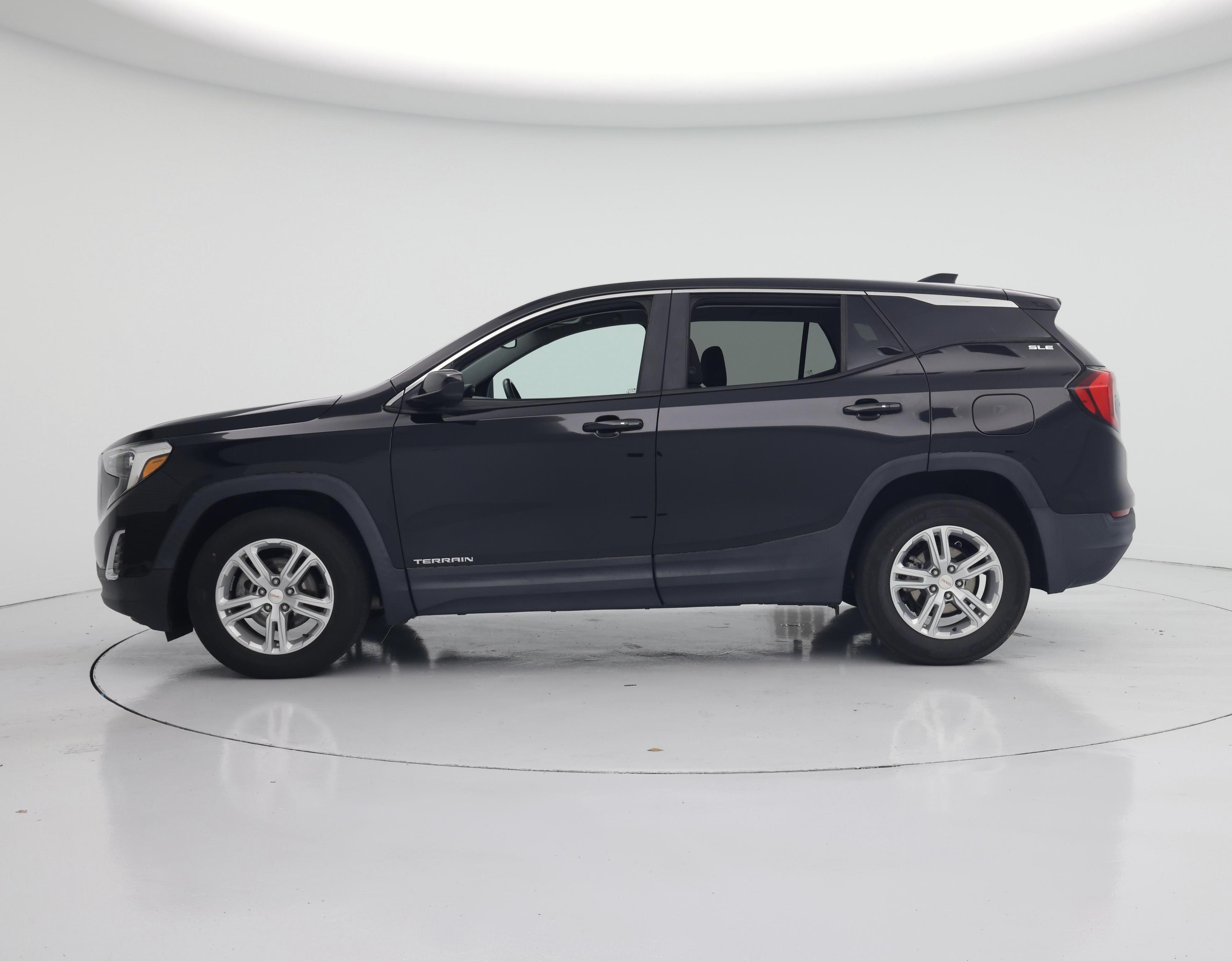 Thumbnail: 2021 GMC Terrain - 3