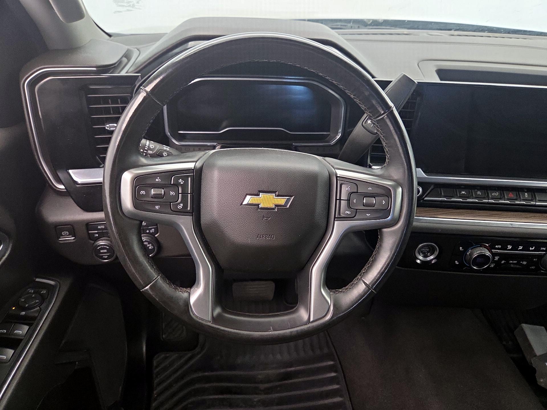 Thumbnail: 2024 Chevrolet Silverado 1500 - 10