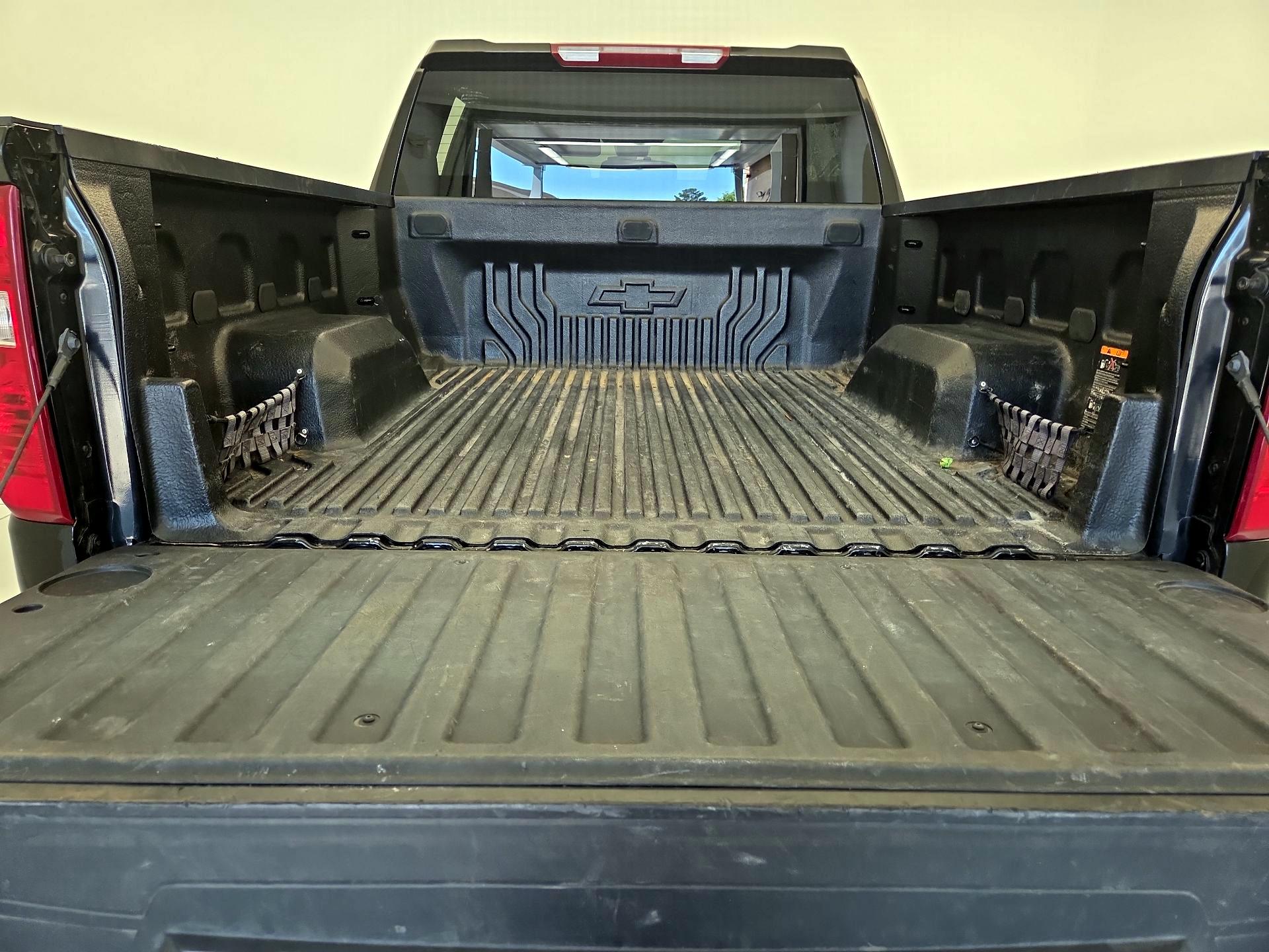 Thumbnail: 2024 Chevrolet Silverado 1500 - 19