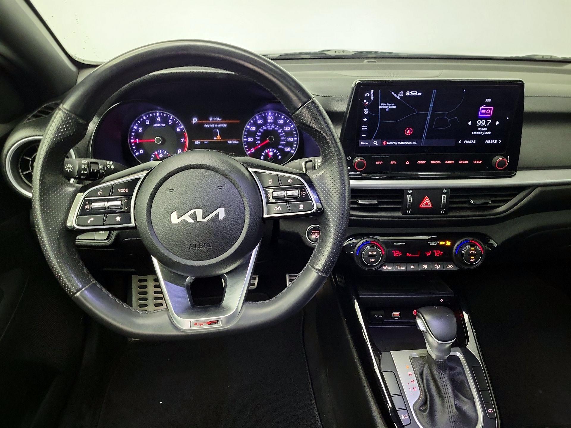 Thumbnail: 2023 Kia Forte - 10