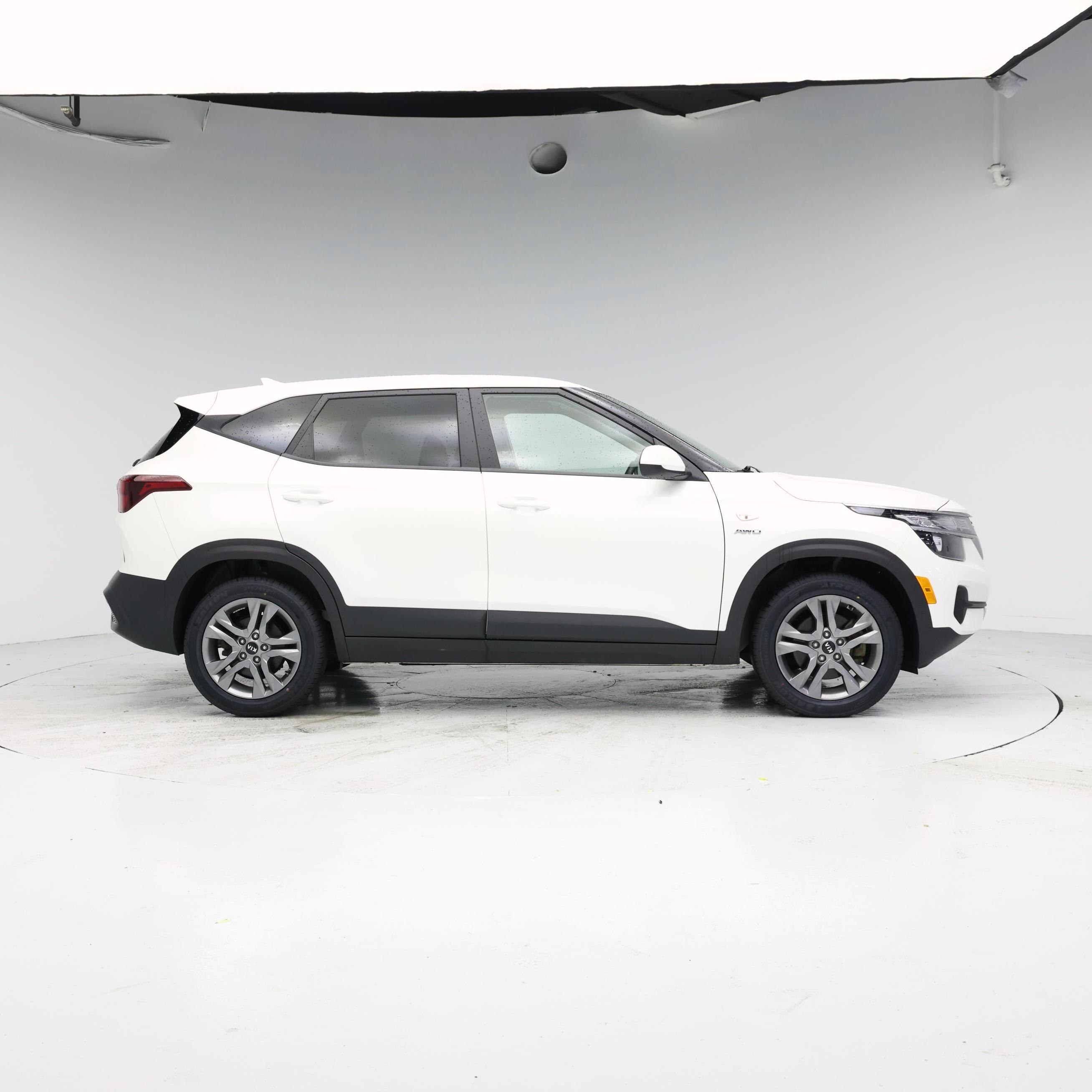 Thumbnail: 2021 Kia Seltos - 7
