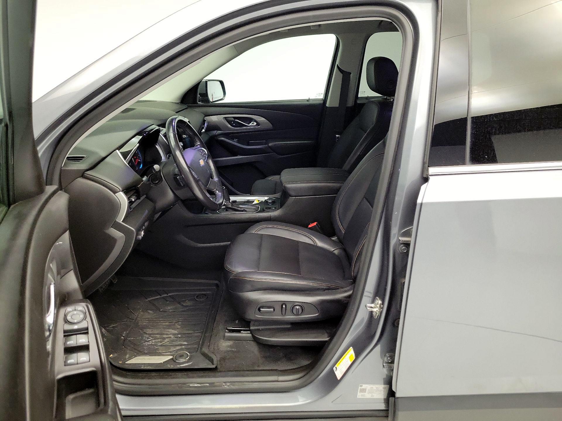 Thumbnail: 2019 Chevrolet Traverse - 11