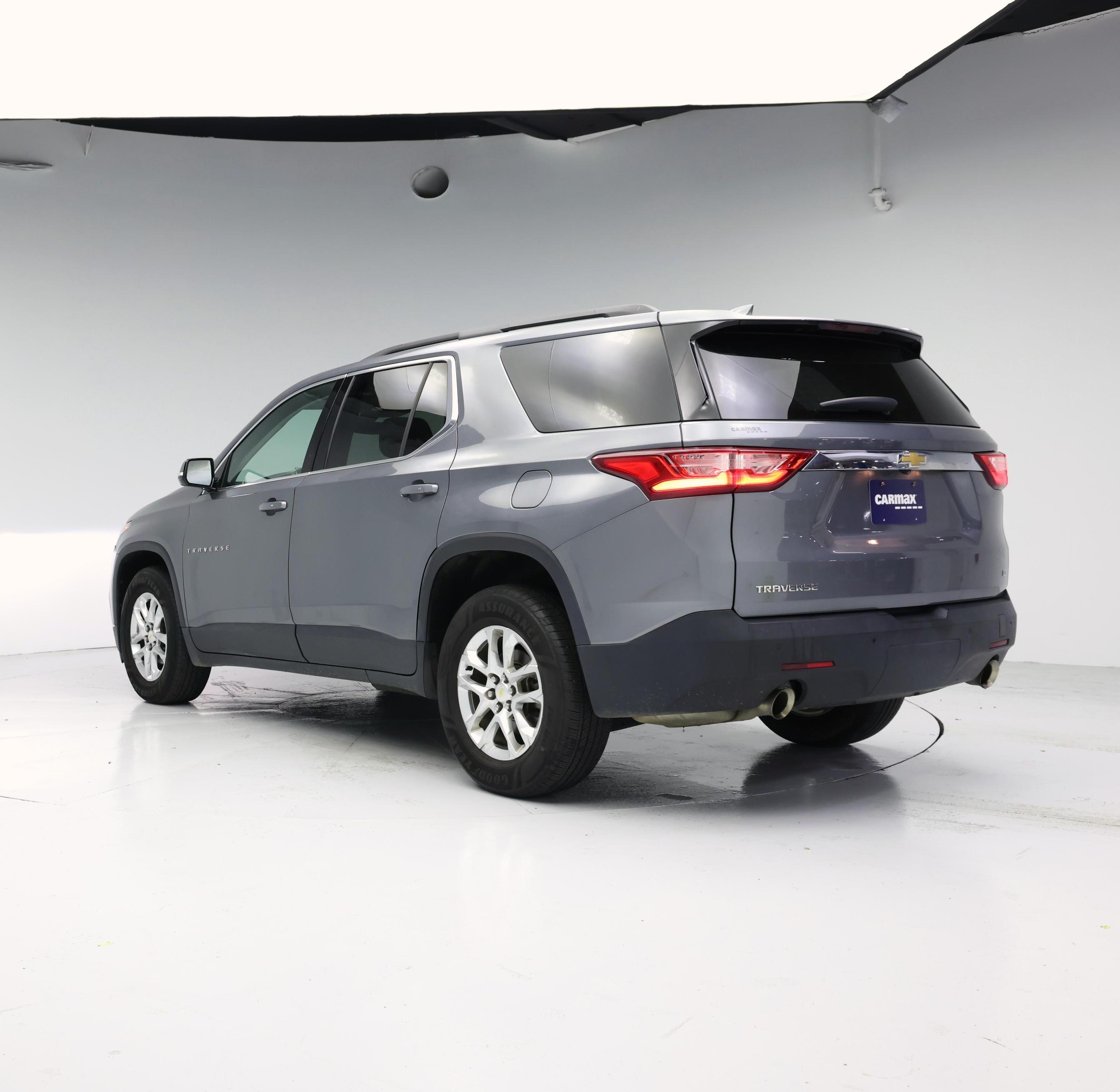 Thumbnail: 2019 Chevrolet Traverse - 2