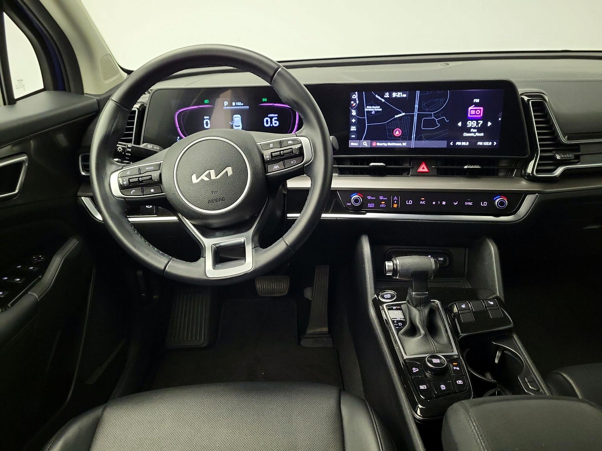 Thumbnail: 2023 Kia Sportage - 10