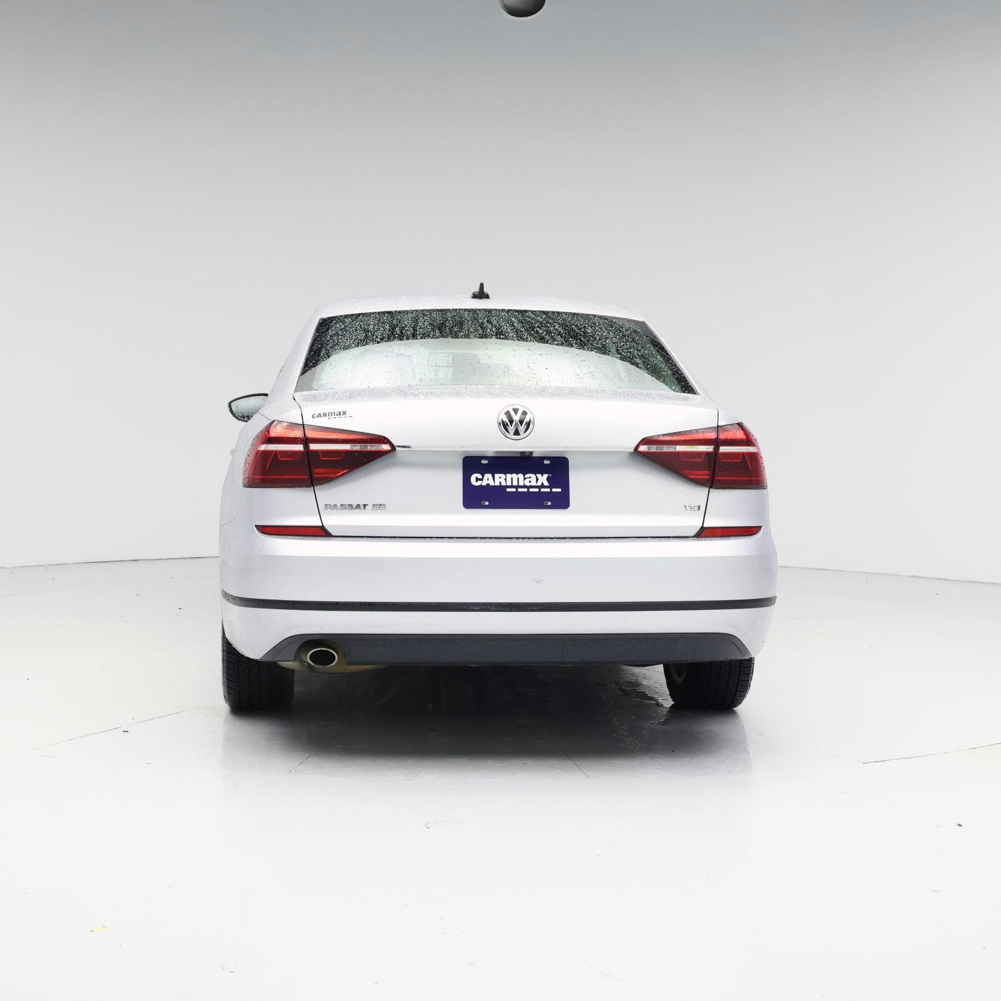 Thumbnail: 2018 Volkswagen Passat - 6