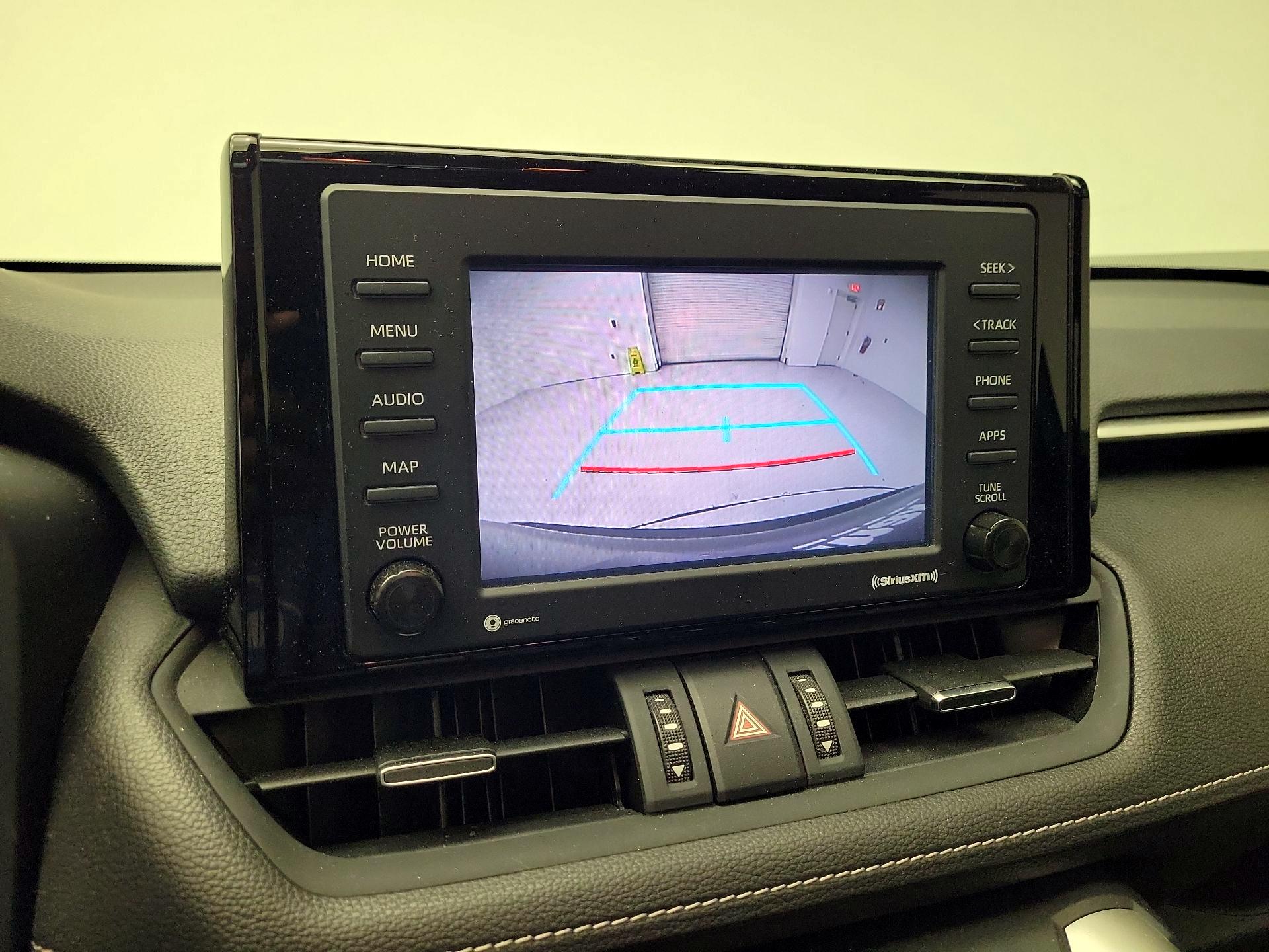 Thumbnail: 2020 Toyota RAV4 - 14