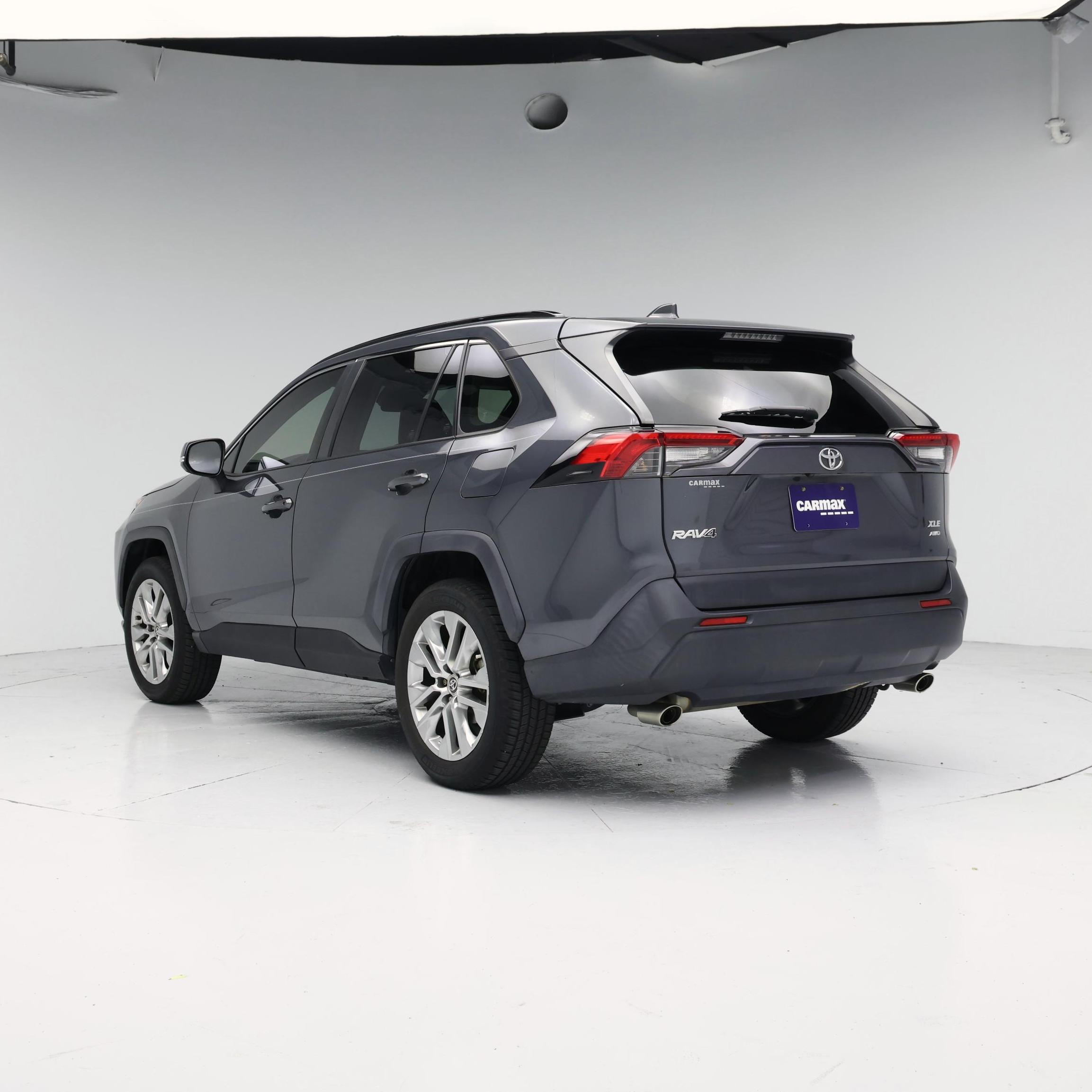 Thumbnail: 2020 Toyota RAV4 - 2