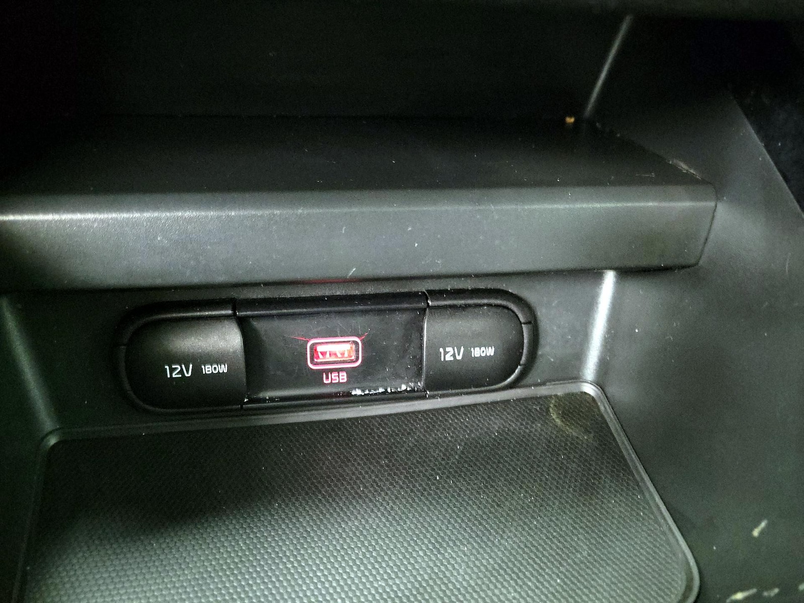 2022 Kia Soul LX - Photo 18