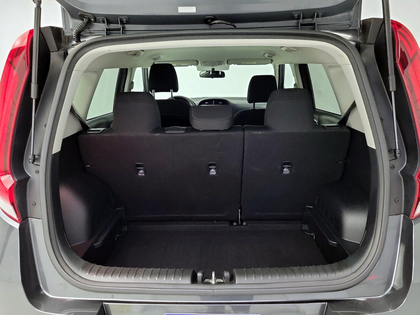 2022 Kia Soul LX - Photo 20