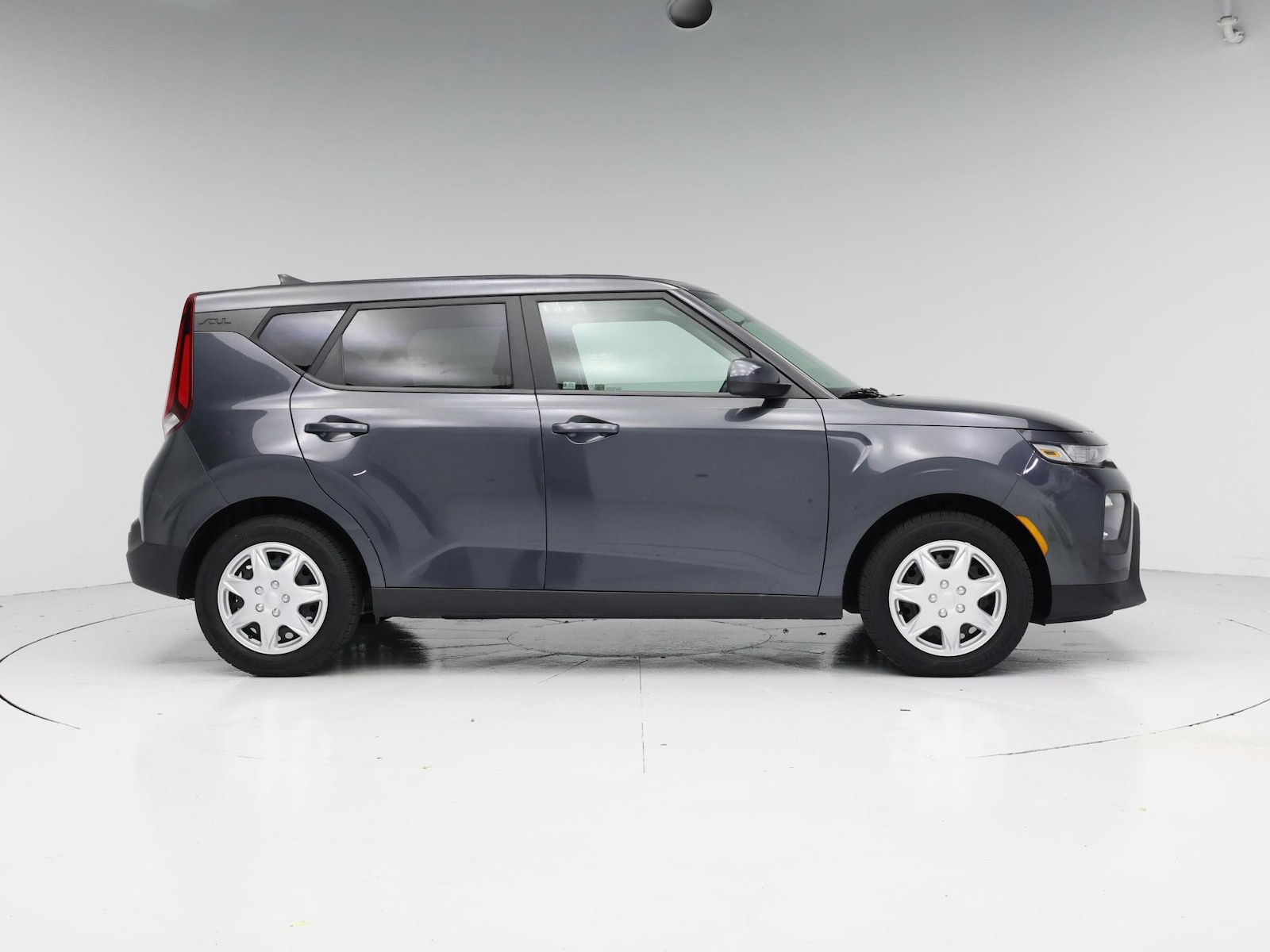 2022 Kia Soul LX - Photo 8