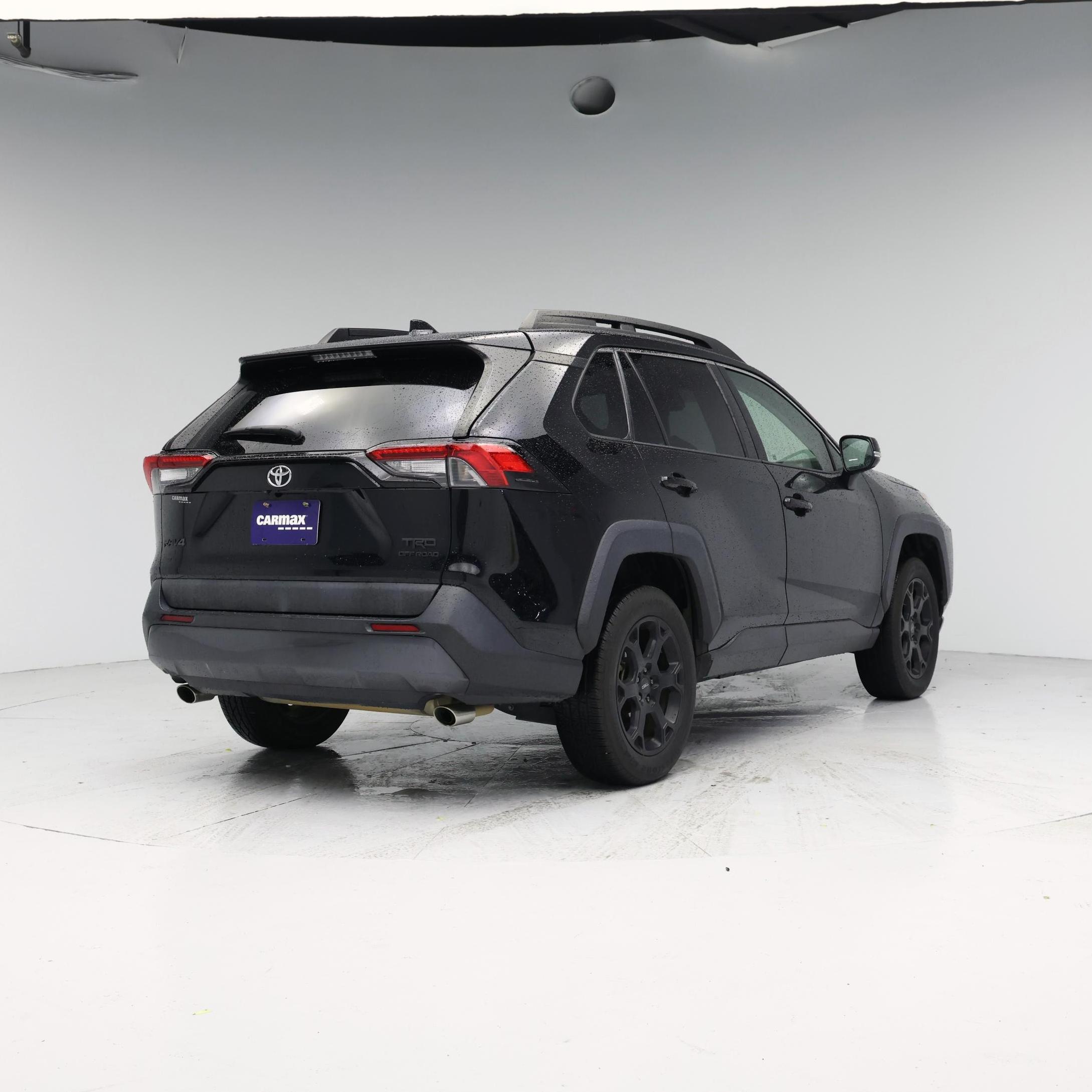 Thumbnail: 2020 Toyota RAV4 - 8