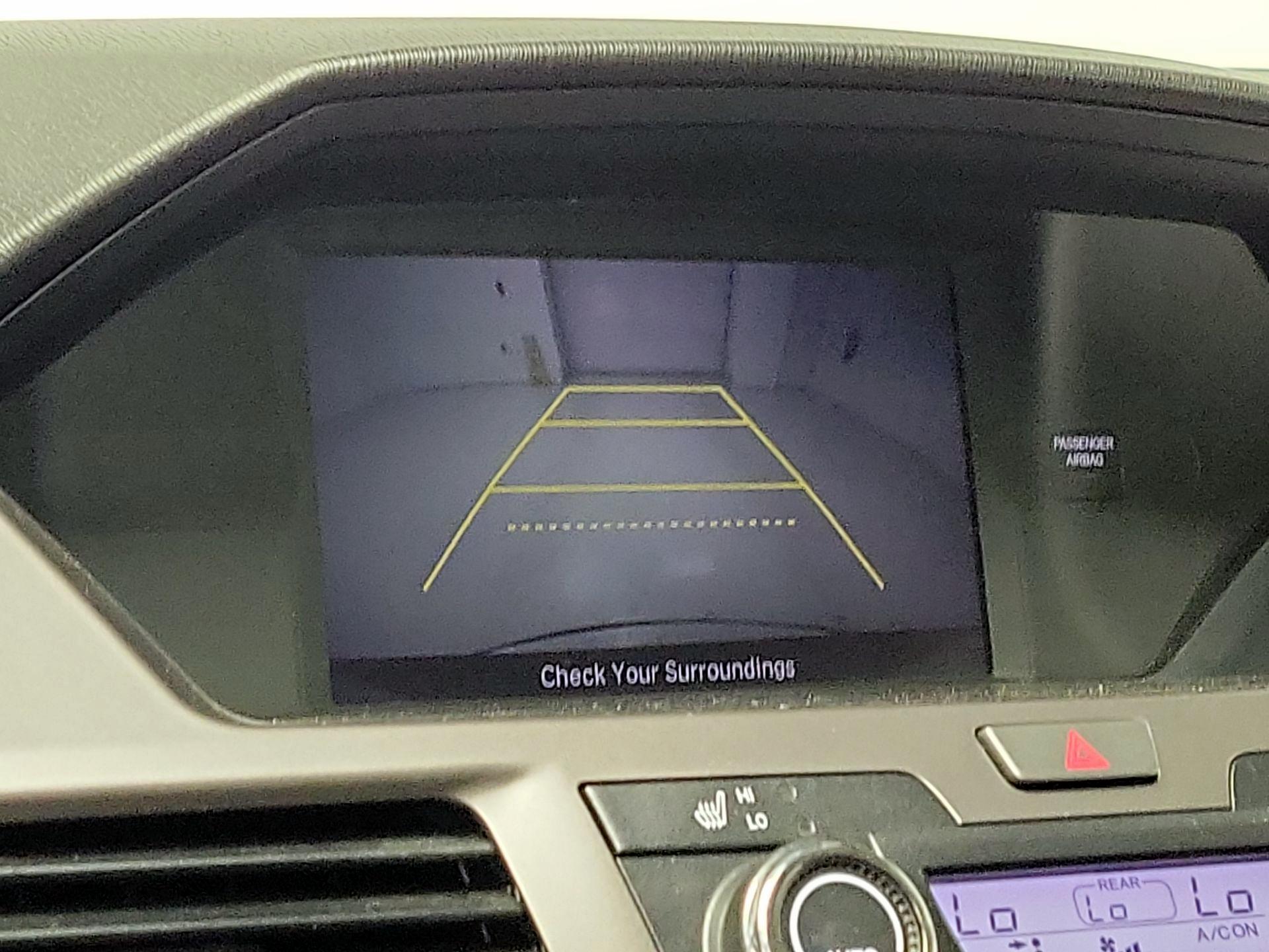 Thumbnail: 2015 Honda Odyssey - 14