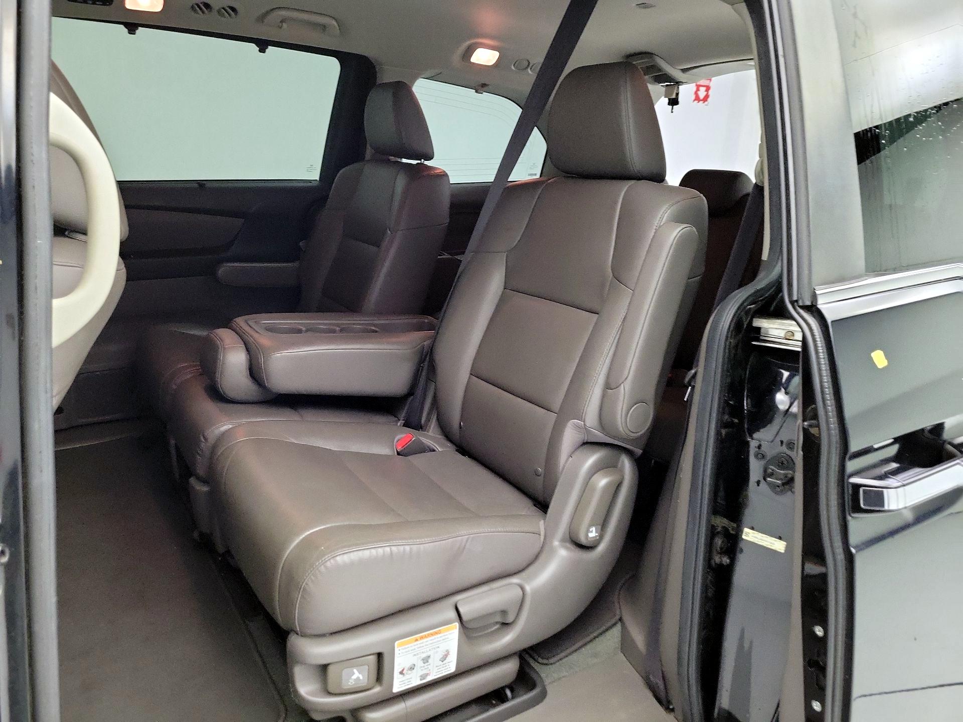 Thumbnail: 2015 Honda Odyssey - 20