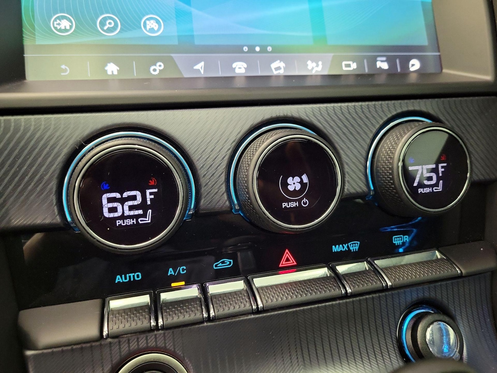 2024 Jaguar F-Type R-Dynamic - Photo 18