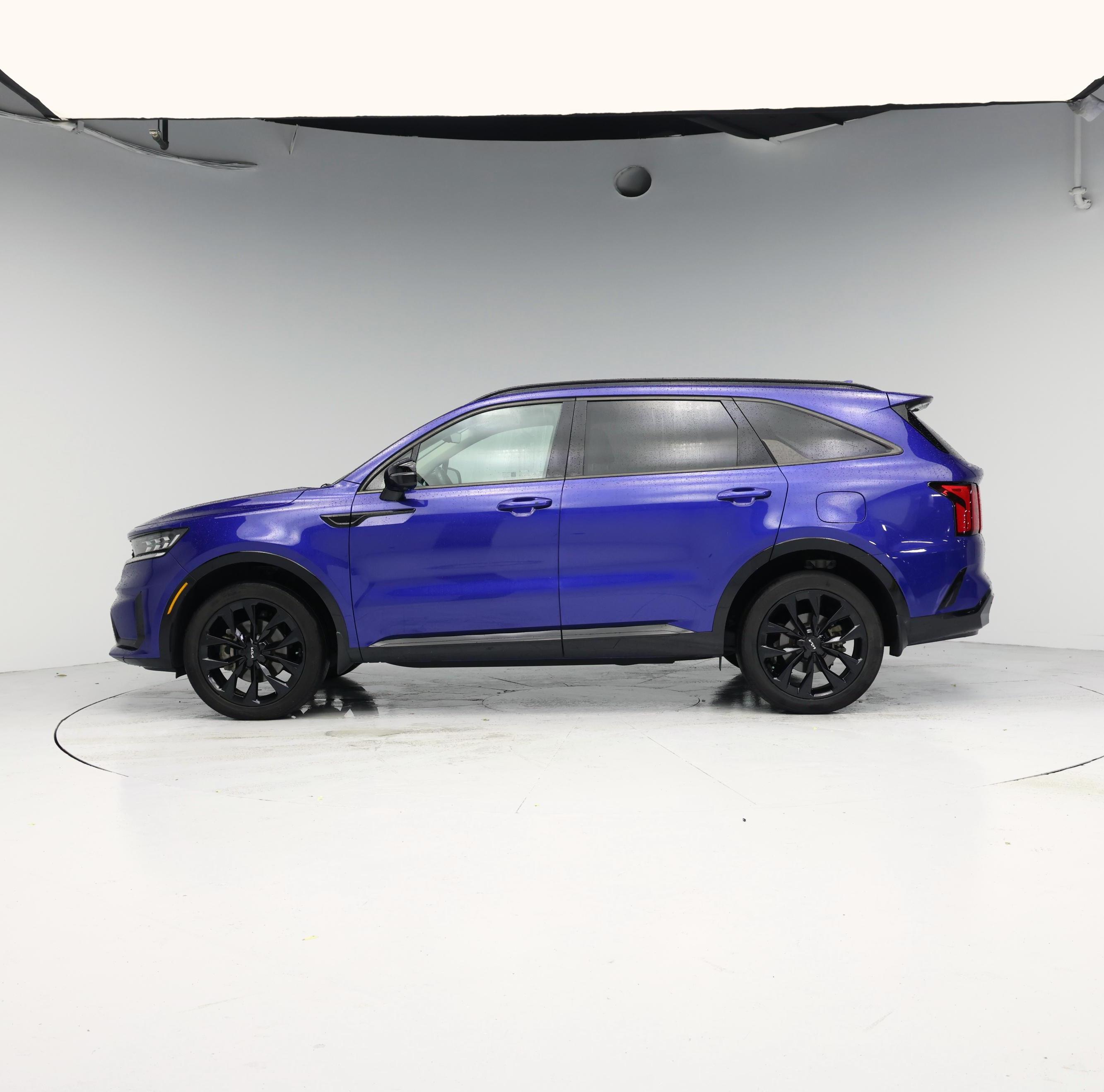 Thumbnail: 2023 Kia Sorento - 3