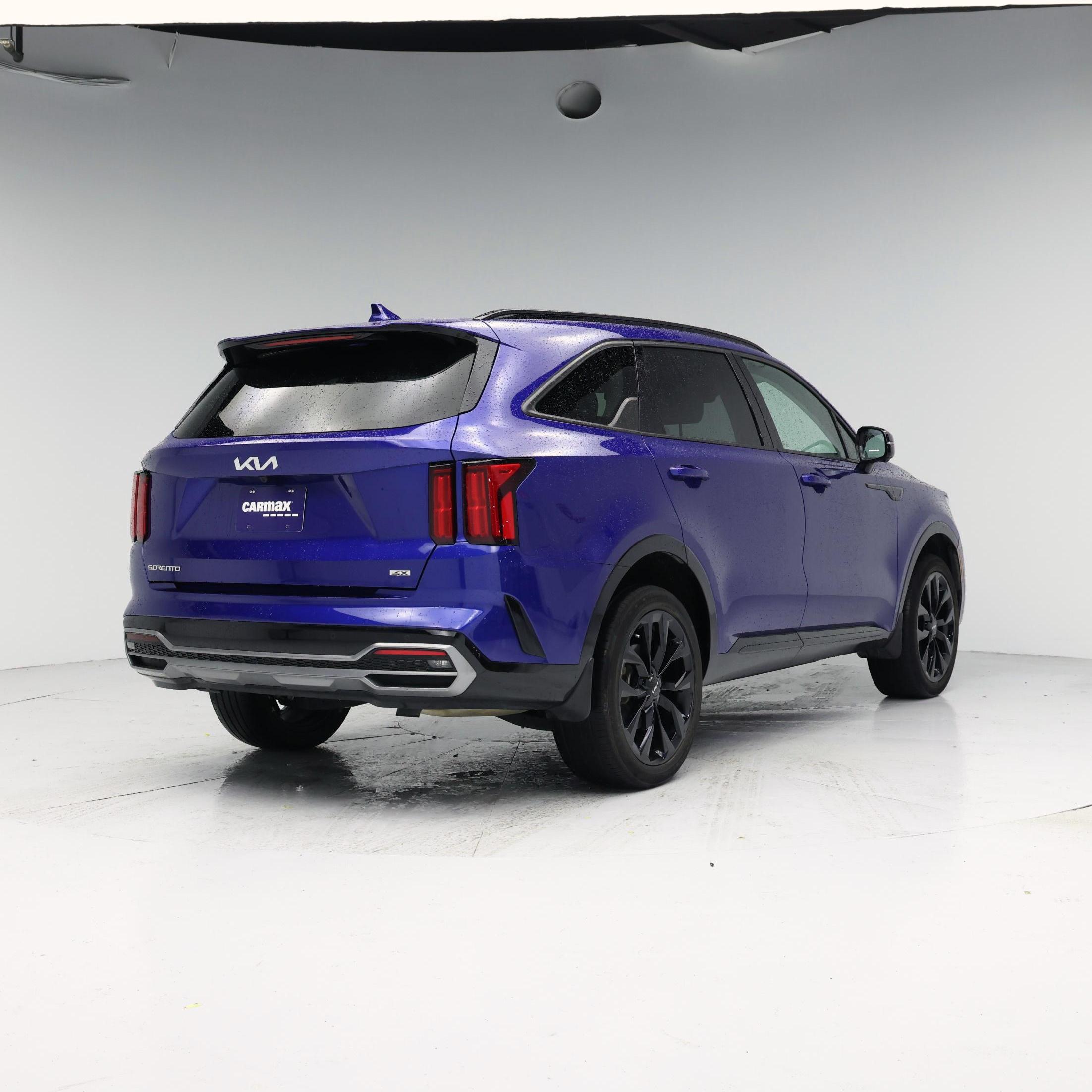 Thumbnail: 2023 Kia Sorento - 8