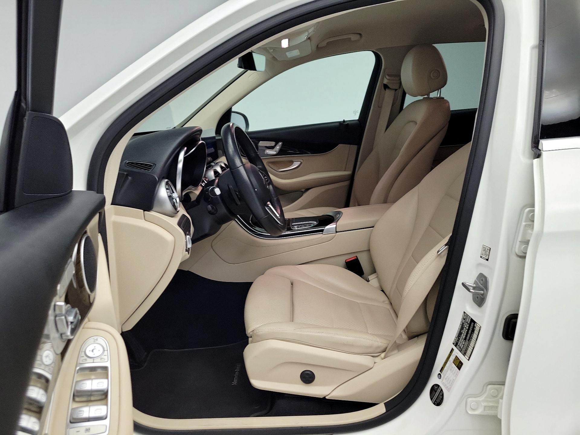 Thumbnail: 2021 Mercedes-Benz GLC - 11