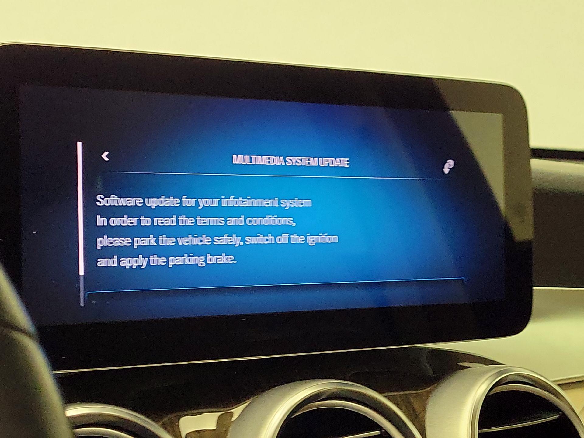 Thumbnail: 2021 Mercedes-Benz GLC - 15