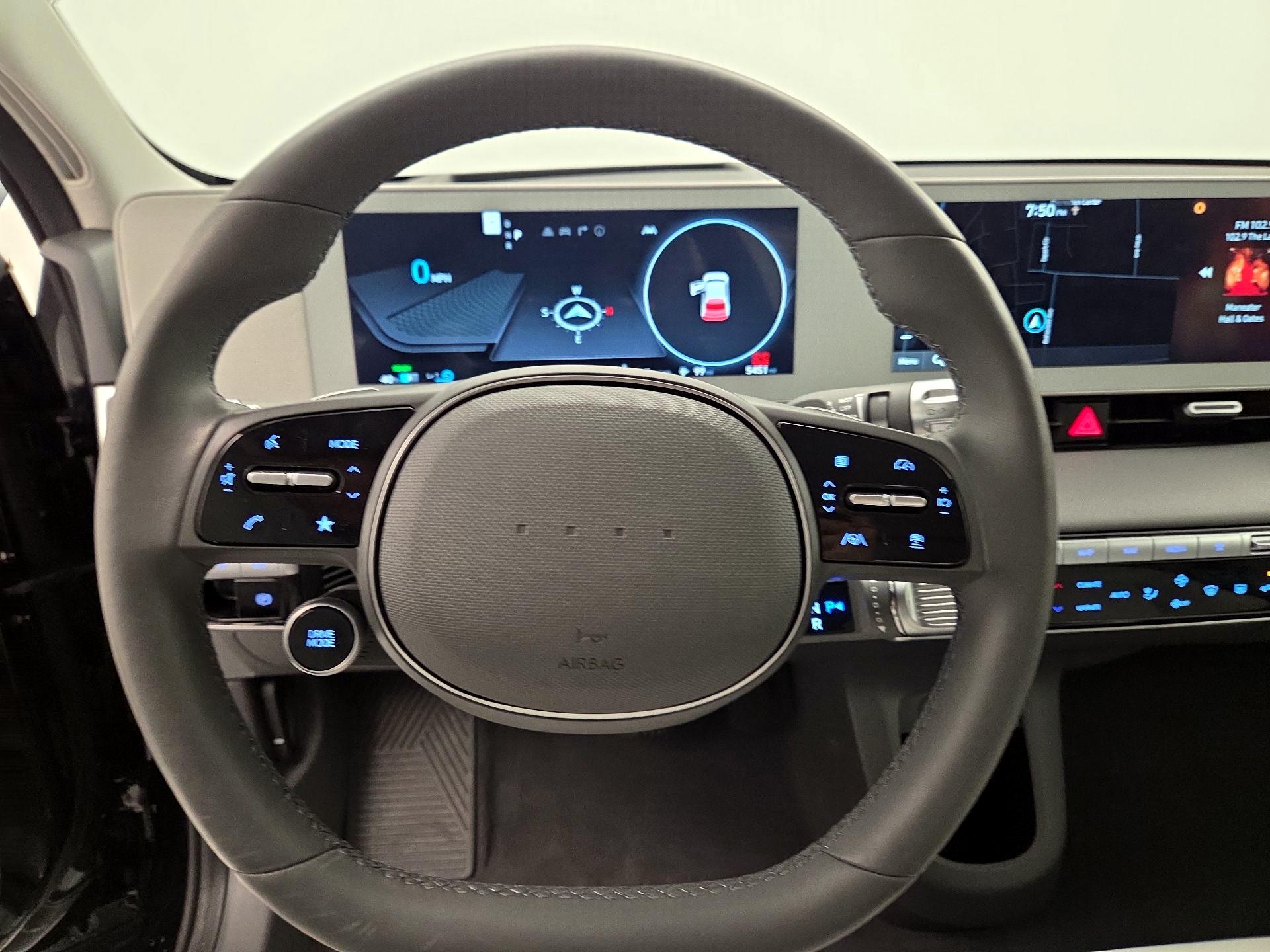Thumbnail: 2023 Hyundai Ioniq 5 - 10