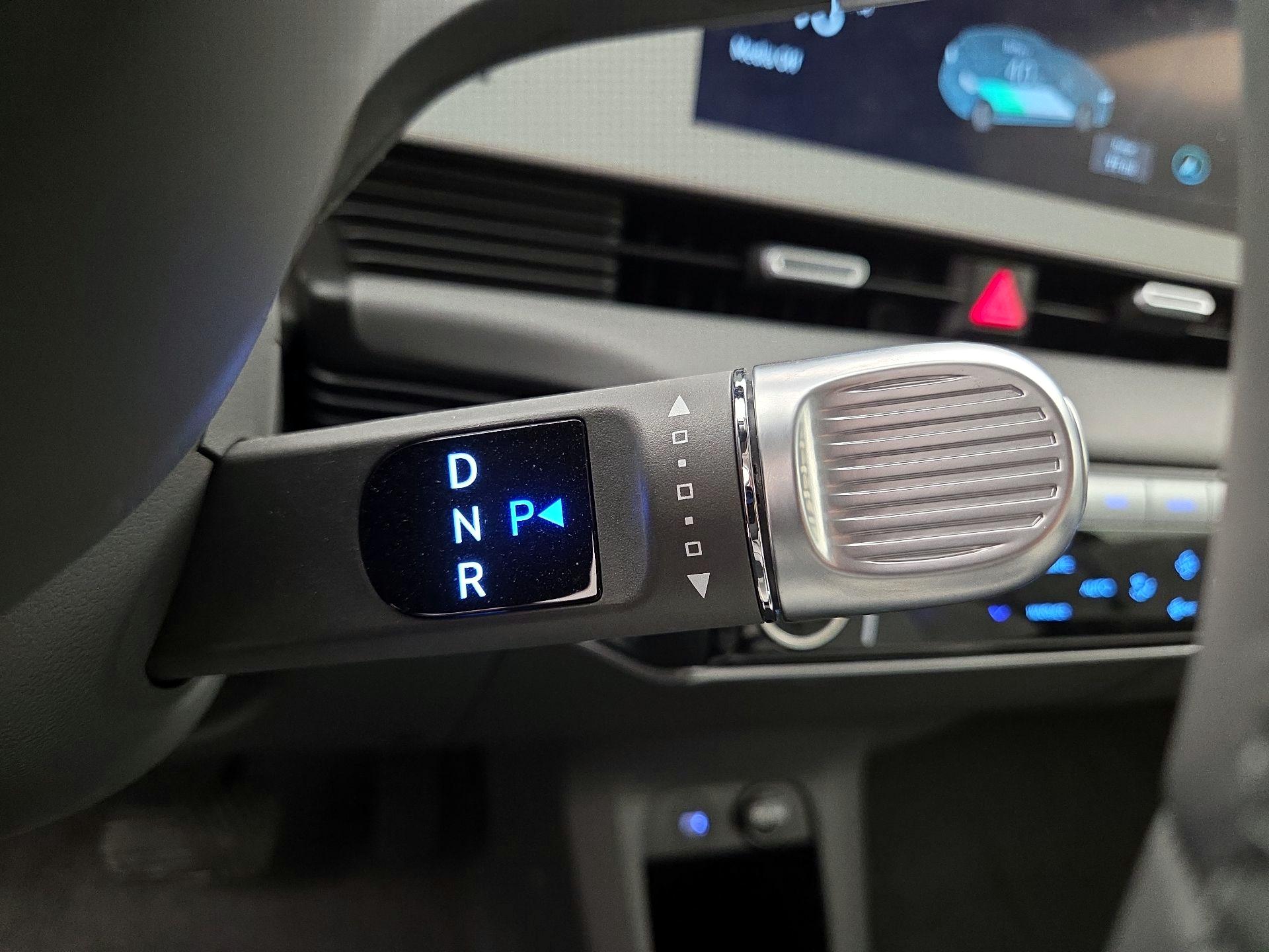 Thumbnail: 2023 Hyundai Ioniq 5 - 18