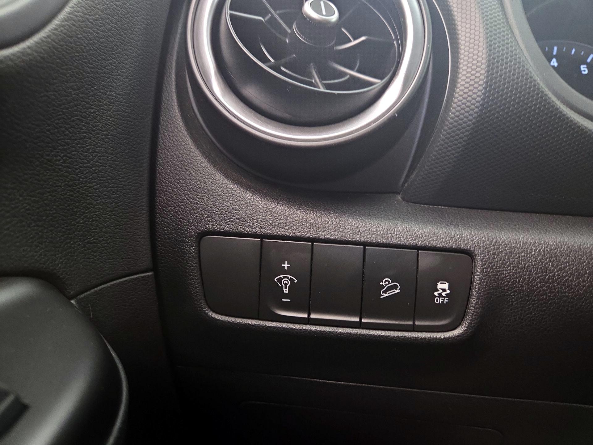 Thumbnail: 2023 Hyundai Kona - 13
