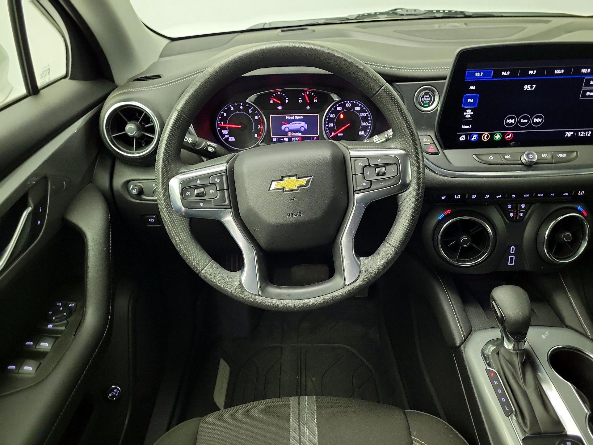Thumbnail: 2023 Chevrolet Blazer - 10