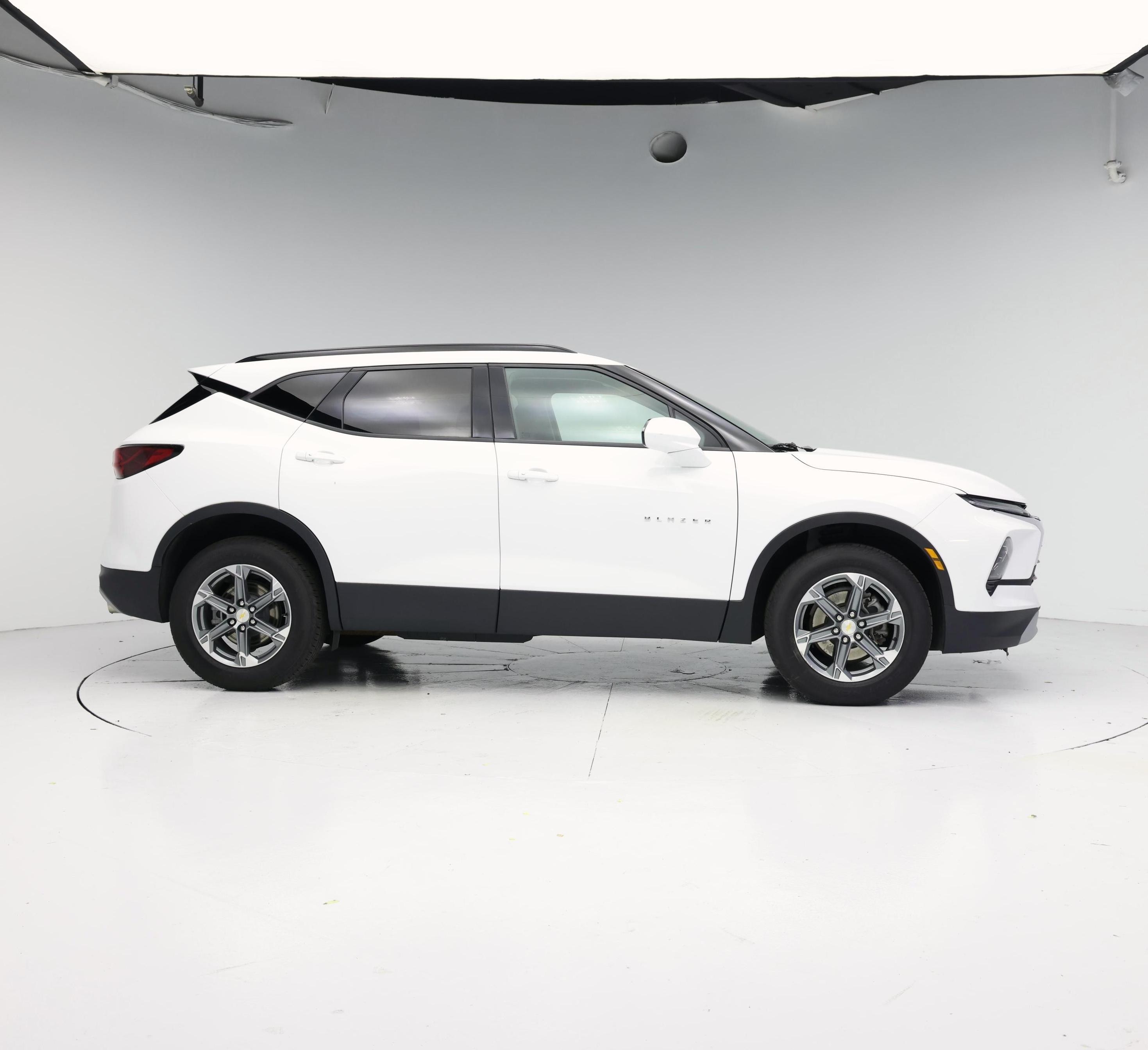 Thumbnail: 2023 Chevrolet Blazer - 7