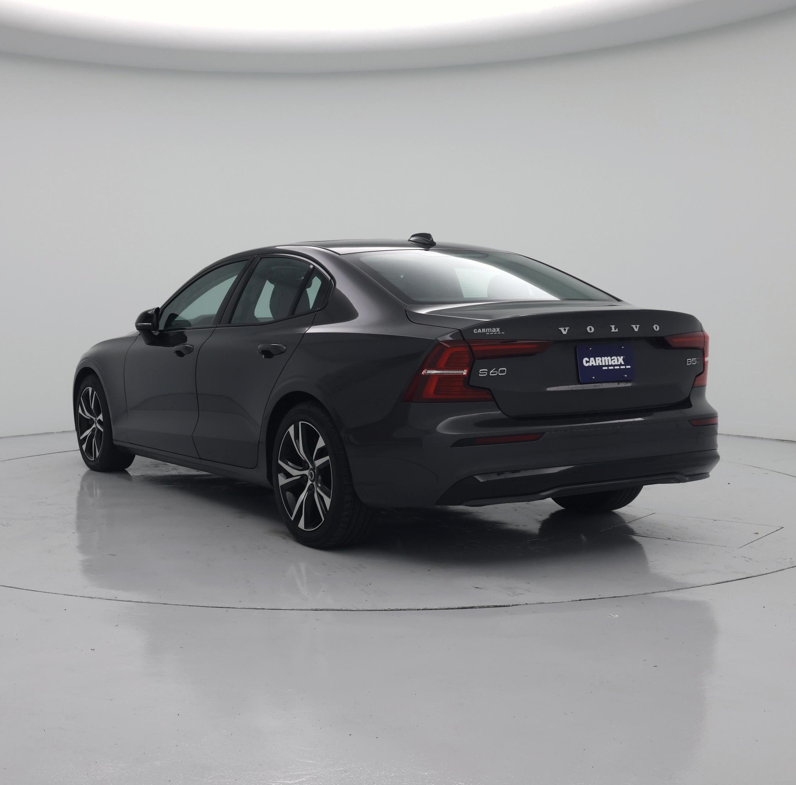 Thumbnail: 2024 Volvo S60 - 2