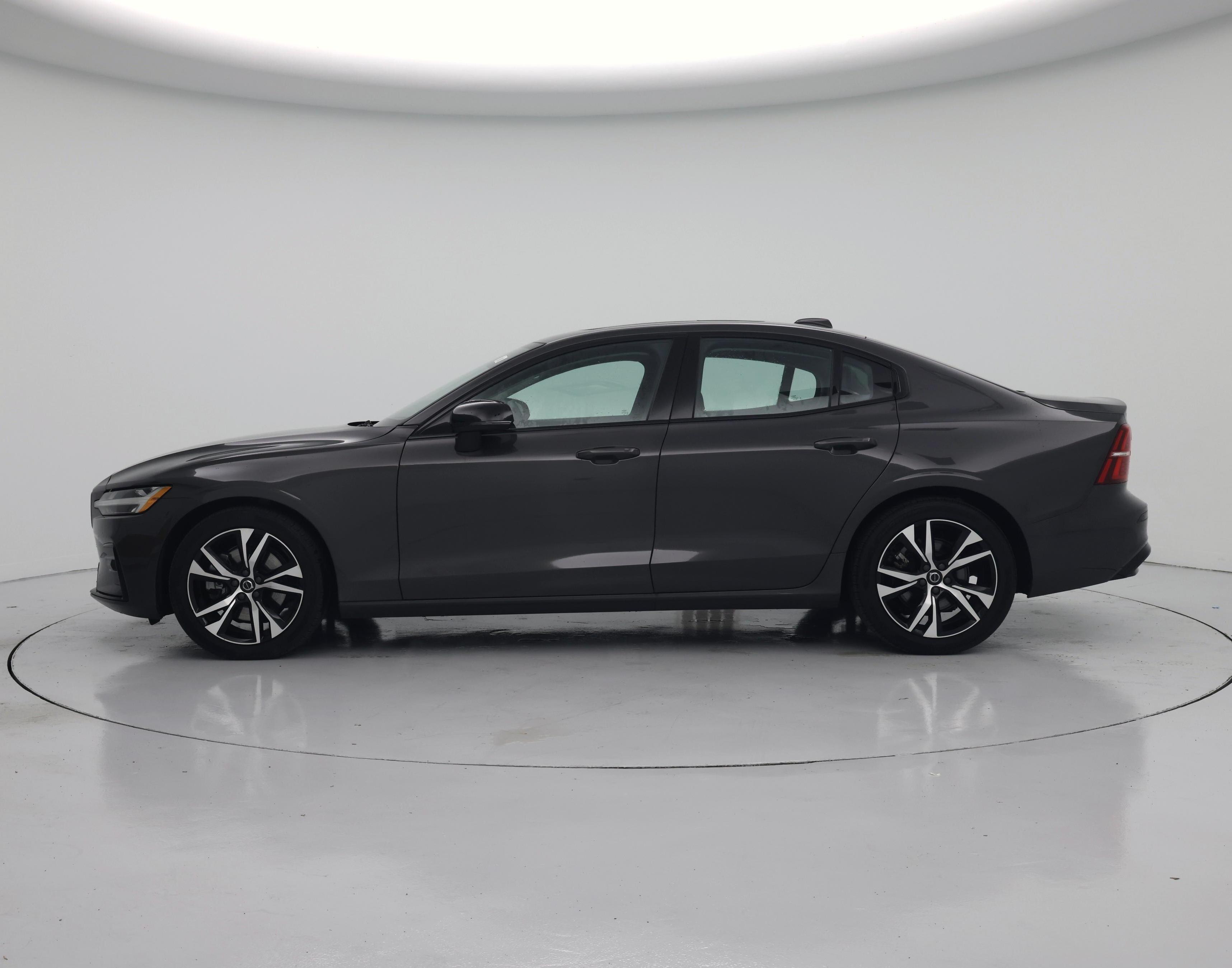 Thumbnail: 2024 Volvo S60 - 3