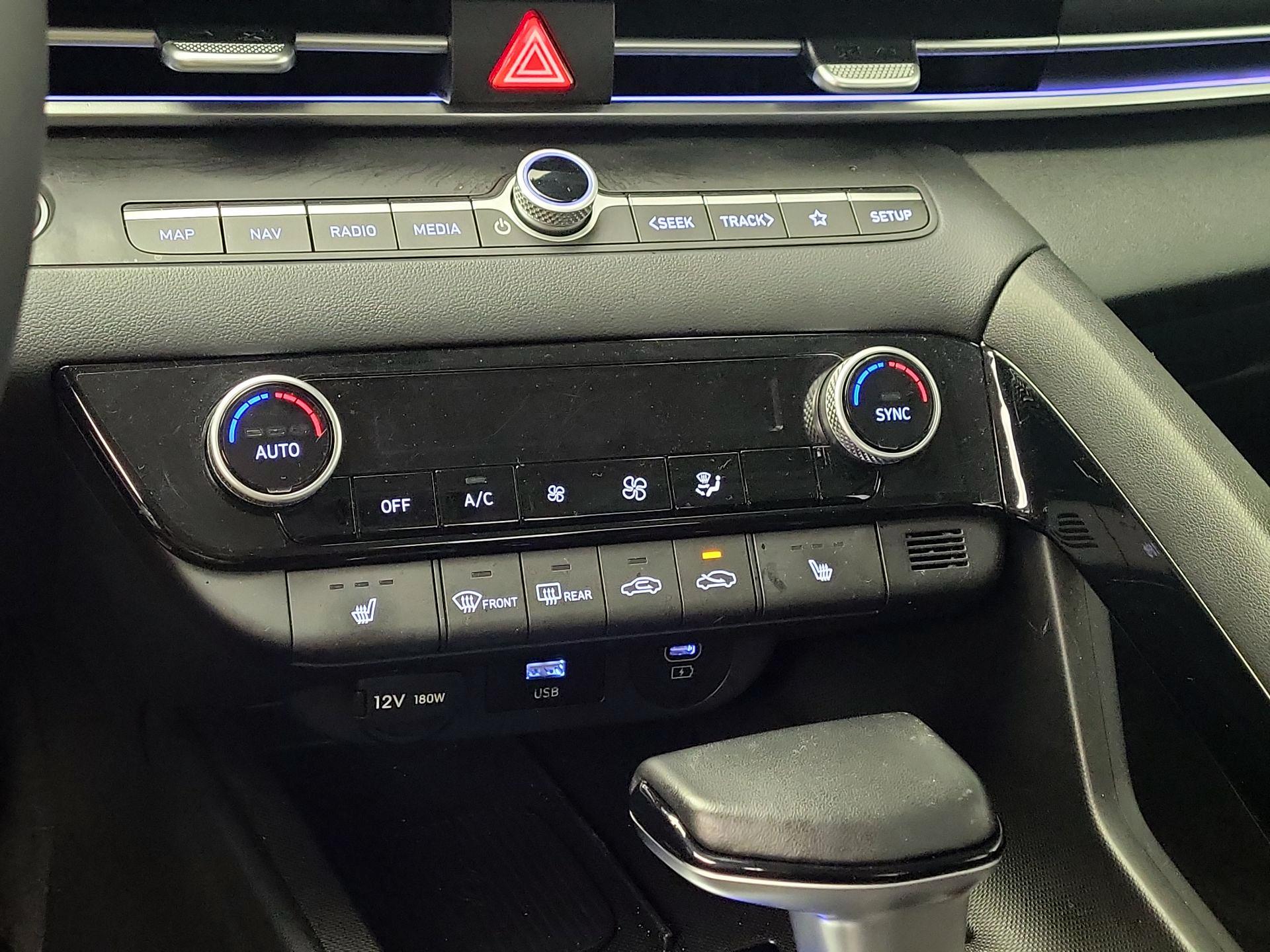 Thumbnail: 2024 Hyundai Elantra - 16