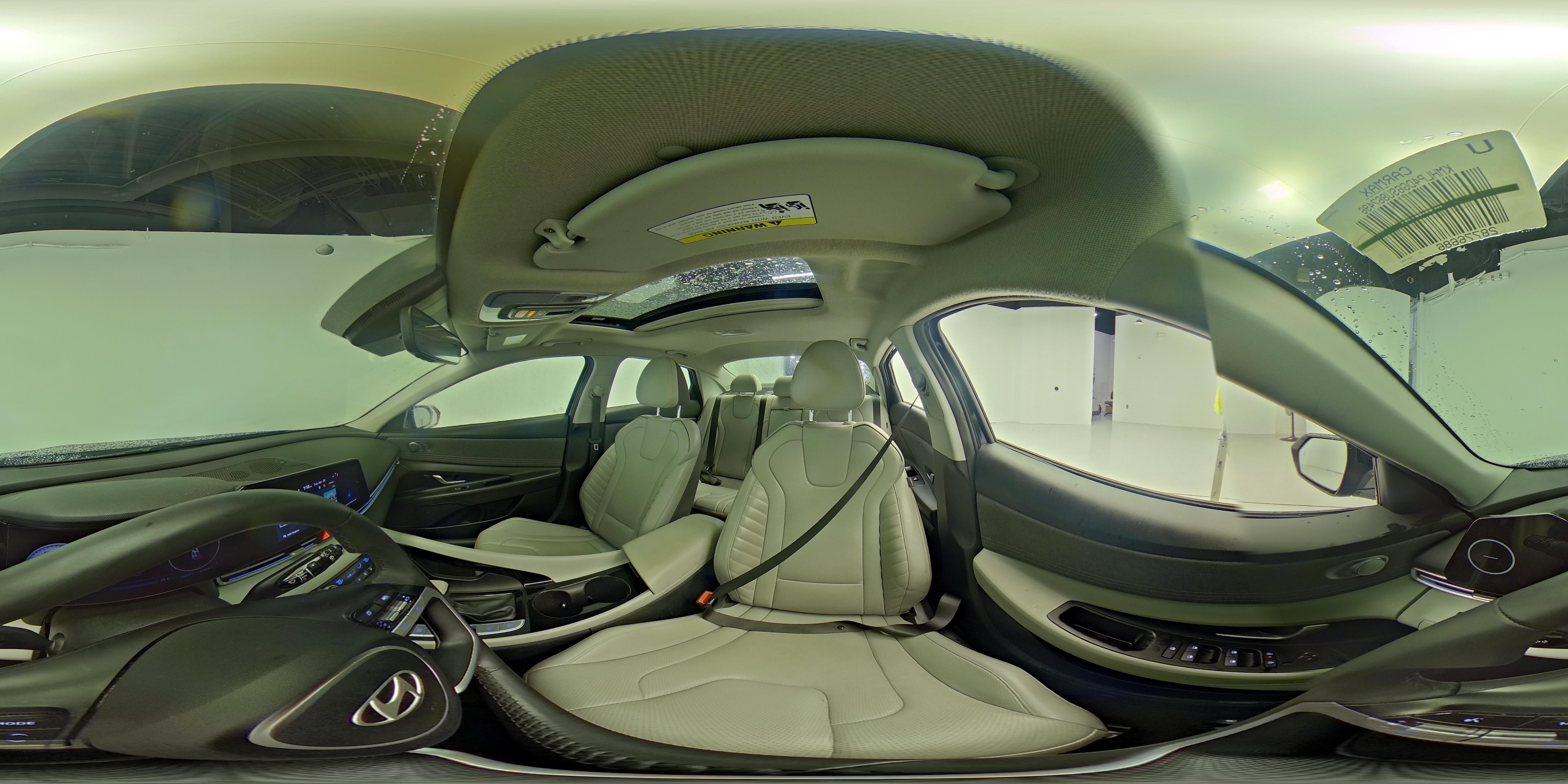 2025 Hyundai Elantra Limited - Photo 28