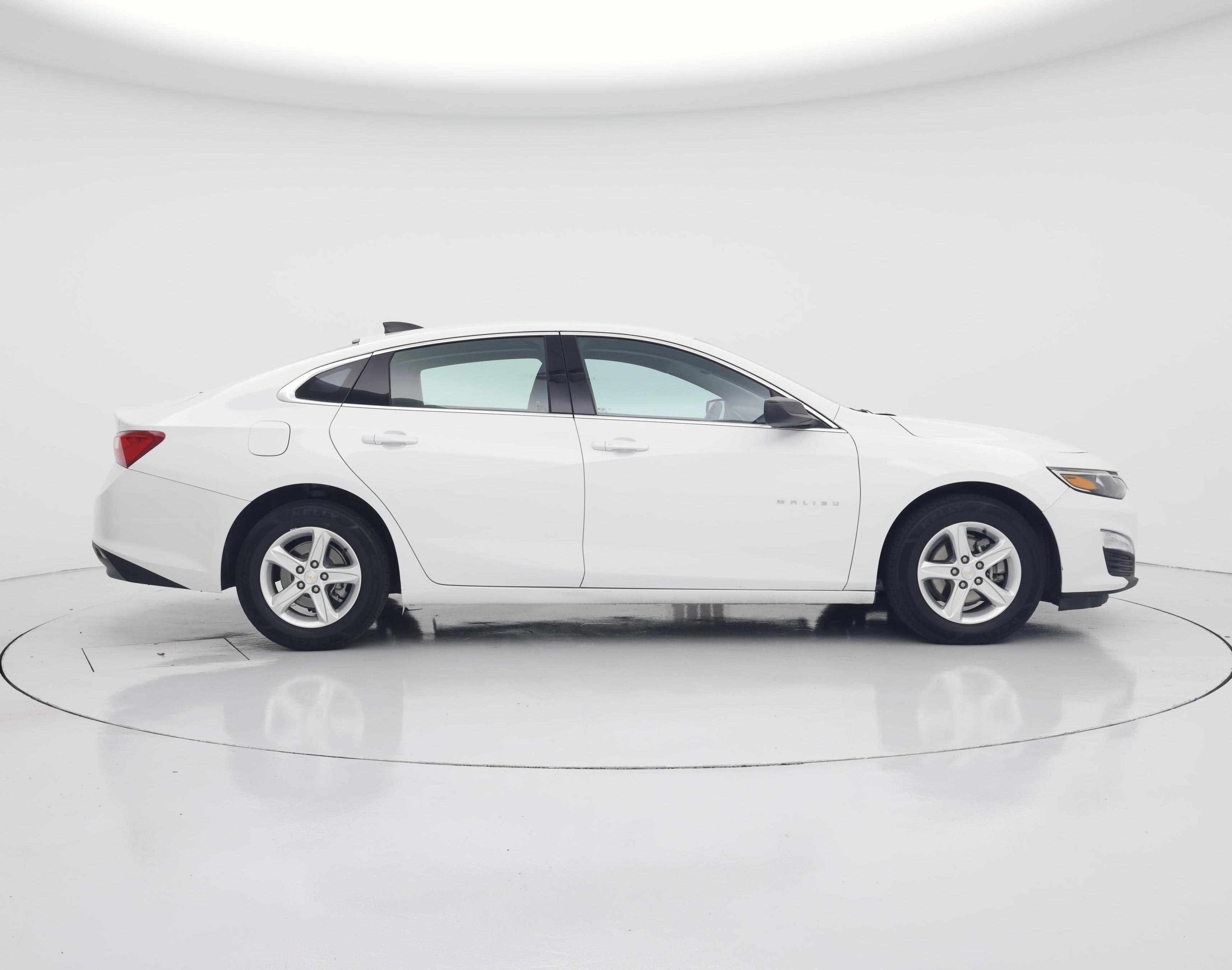 Thumbnail: 2023 Chevrolet Malibu - 7