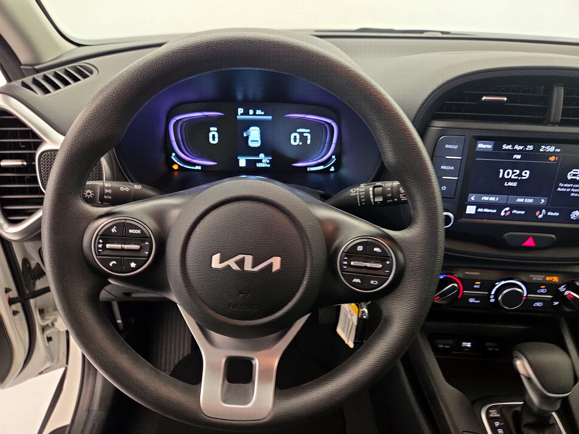 Thumbnail: 2023 Kia Soul - 10