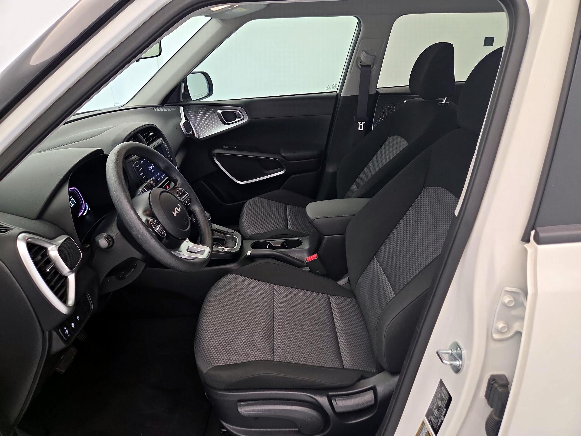 Thumbnail: 2023 Kia Soul - 11