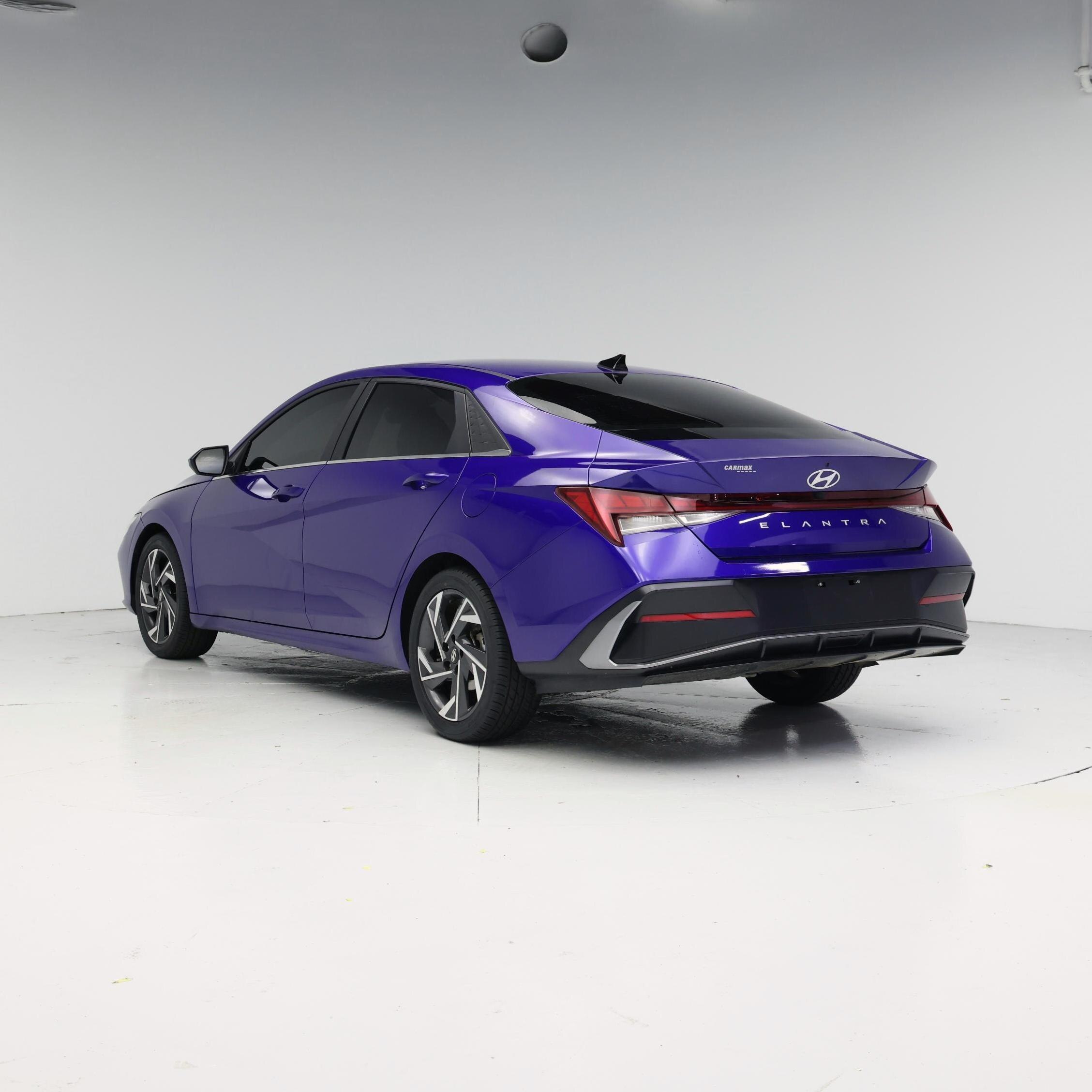 Thumbnail: 2024 Hyundai Elantra - 2