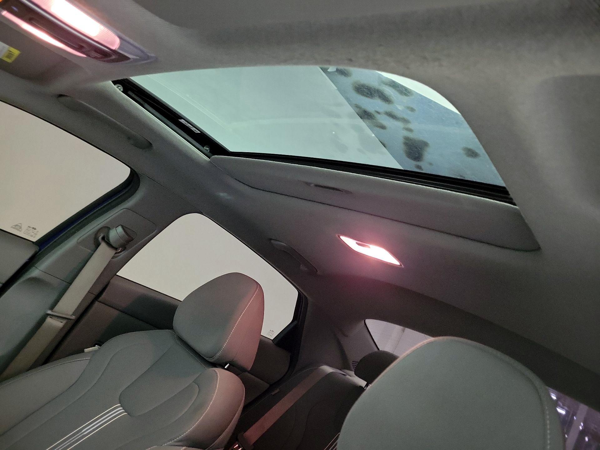 Thumbnail: 2024 Hyundai Elantra - 20