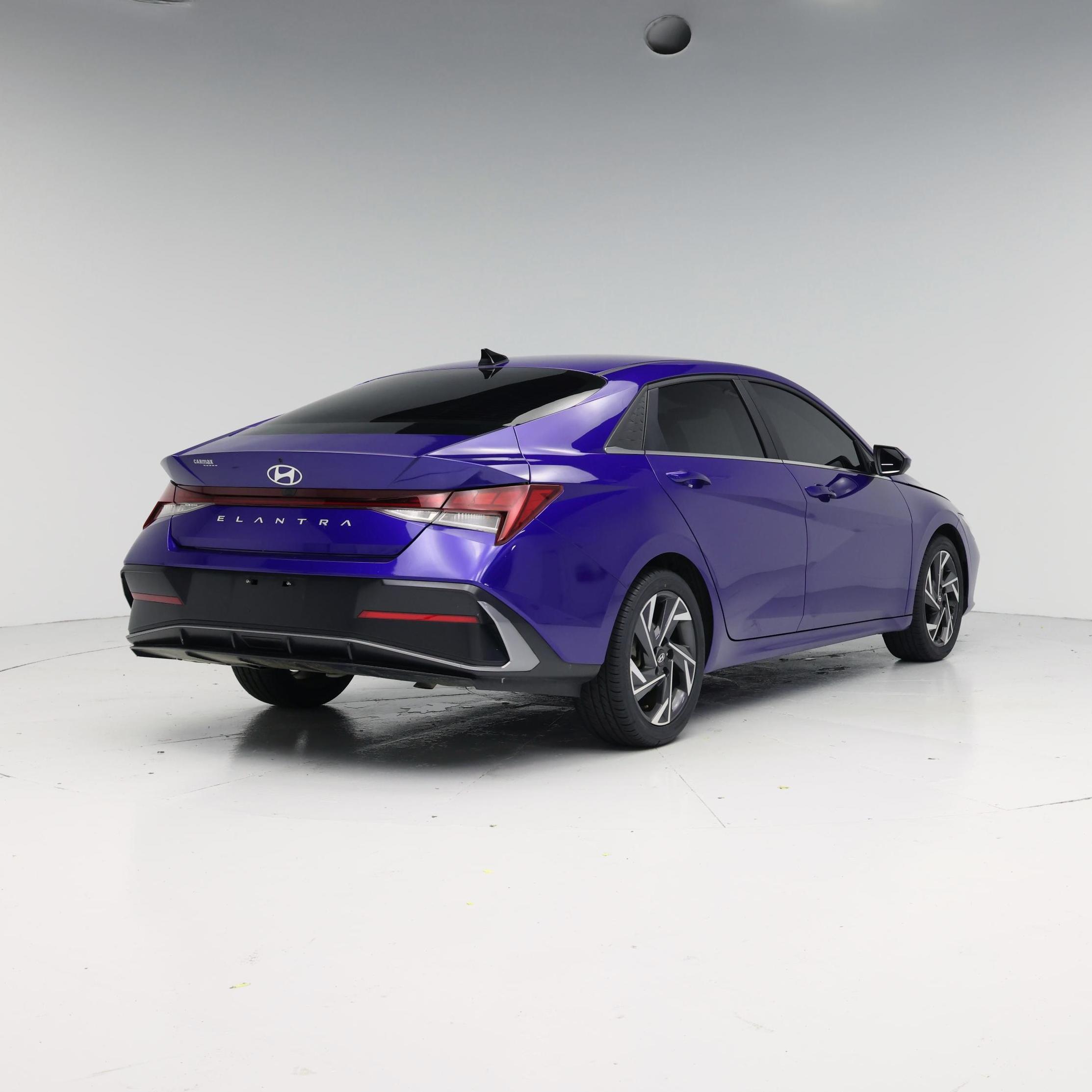 Thumbnail: 2024 Hyundai Elantra - 8