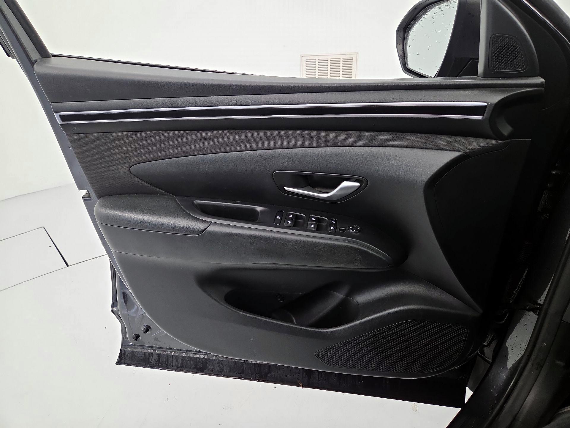 Thumbnail: 2023 Hyundai Tucson - 12