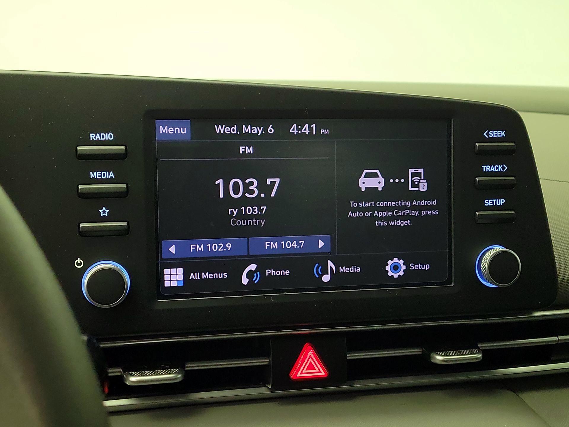 Thumbnail: 2024 Hyundai Elantra - 15