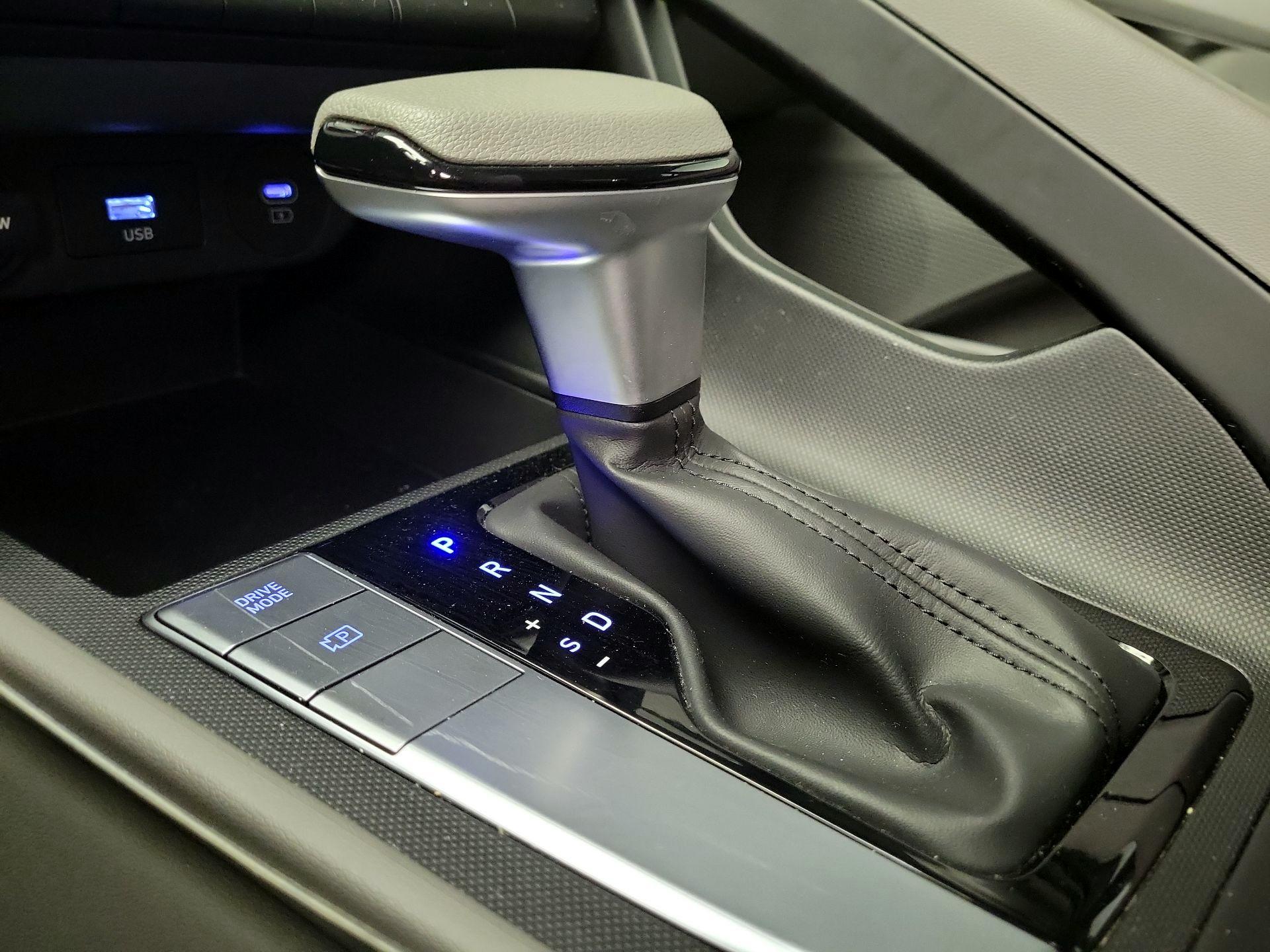 Thumbnail: 2024 Hyundai Elantra - 17
