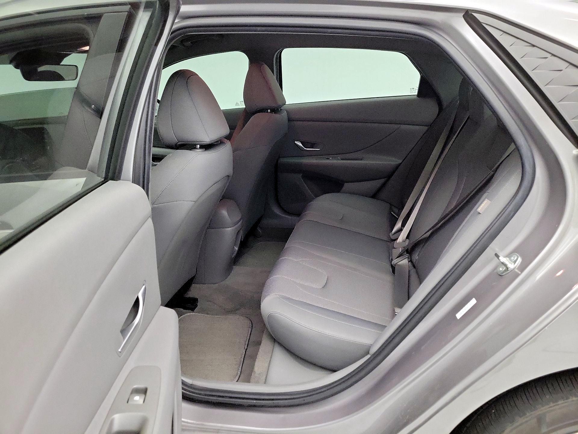 Thumbnail: 2024 Hyundai Elantra - 19