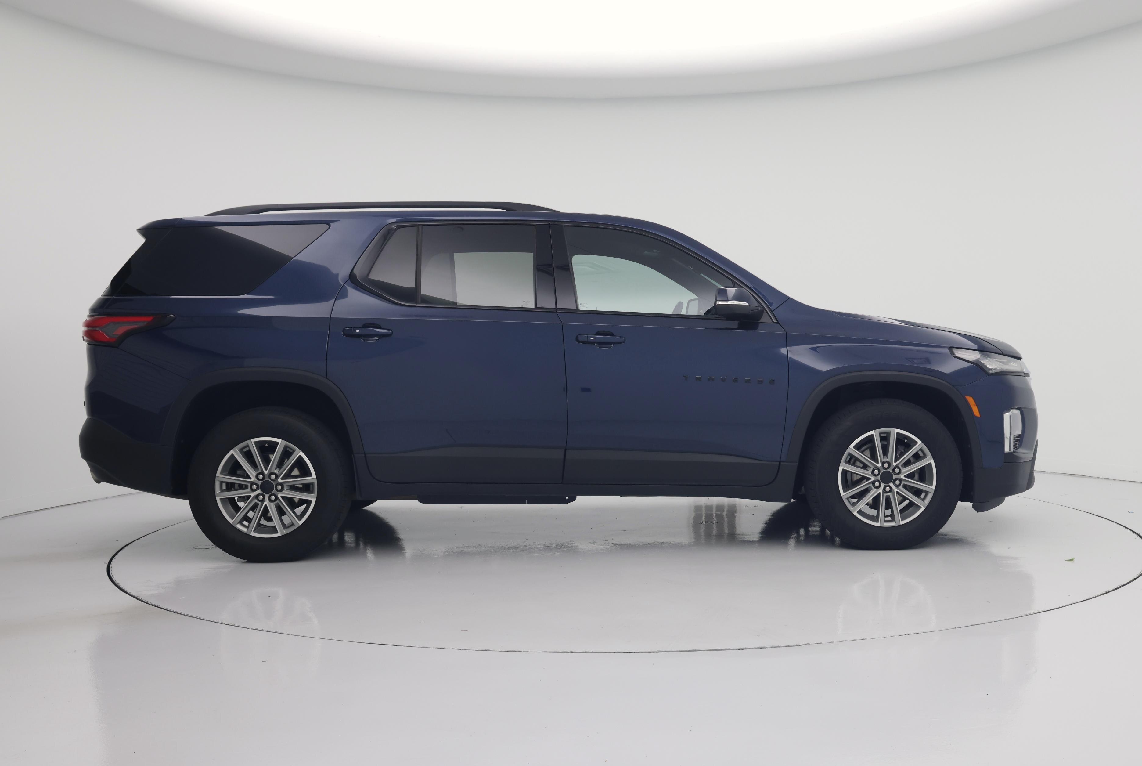Thumbnail: 2023 Chevrolet Traverse - 7