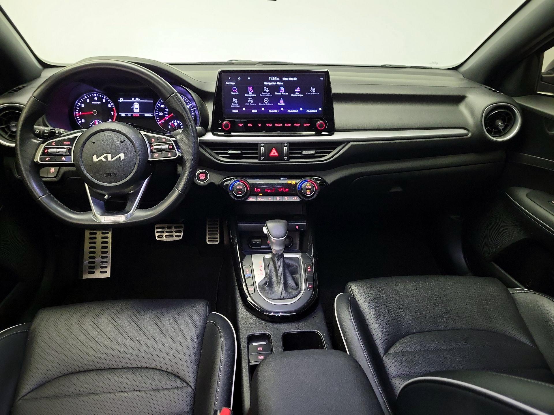 Thumbnail: 2024 Kia Forte - 9