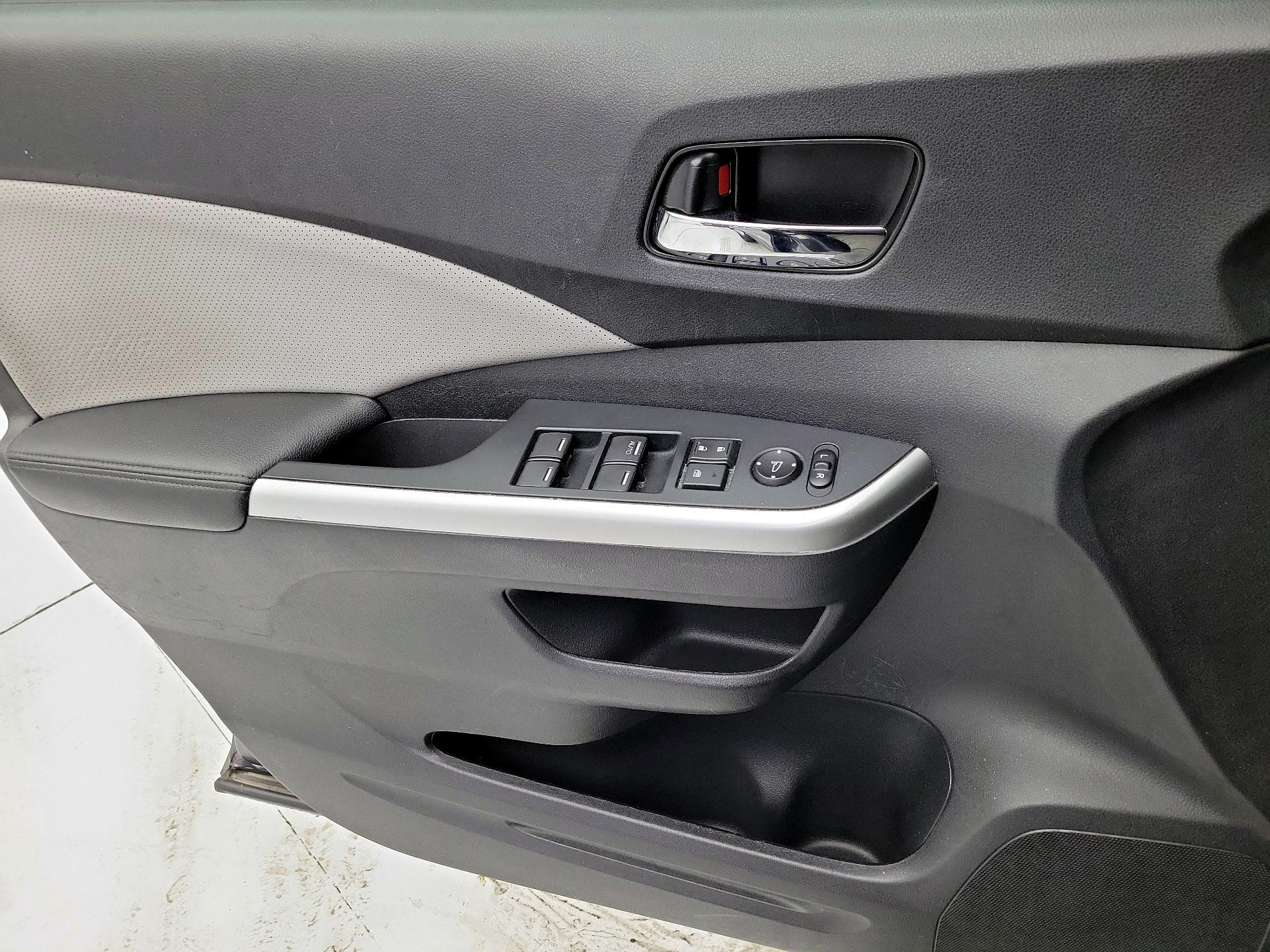 Thumbnail: 2016 Honda CR-V - 12