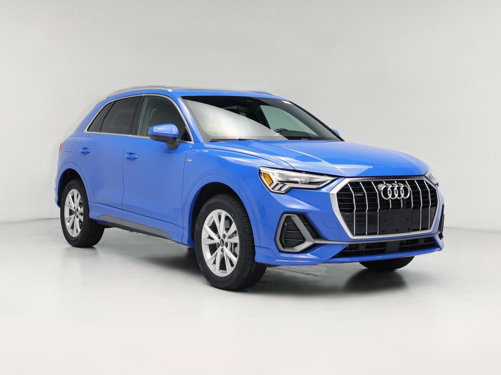 2023 Audi Q3