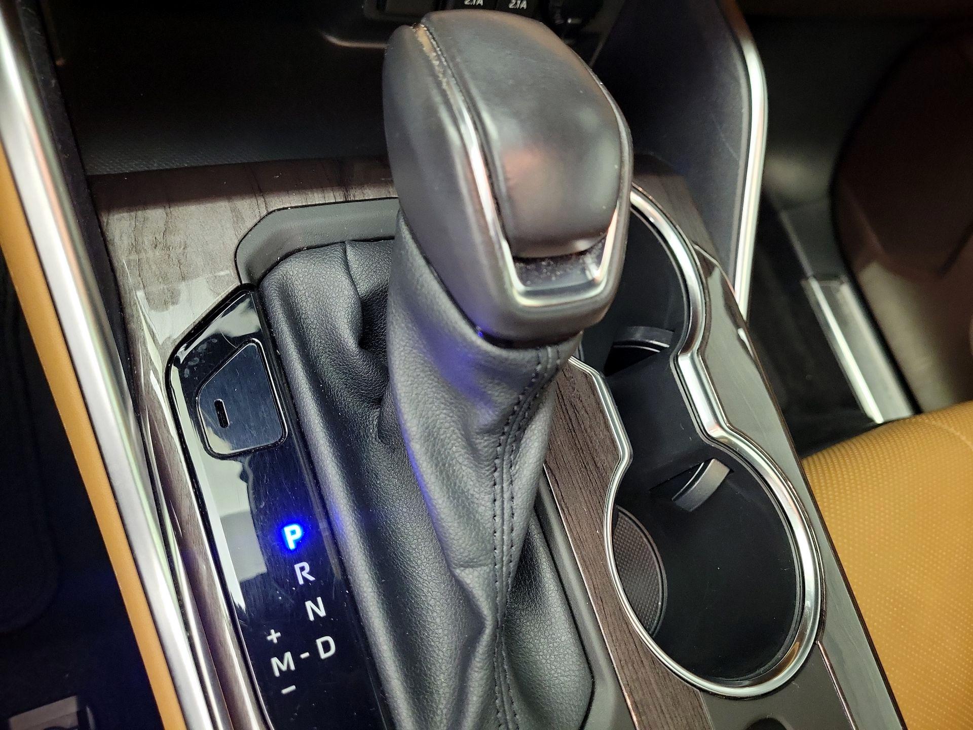 Thumbnail: 2021 Toyota Highlander - 18