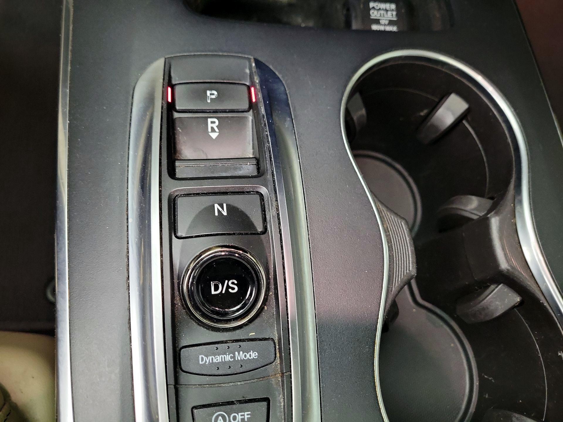 Thumbnail: 2019 Acura MDX - 18