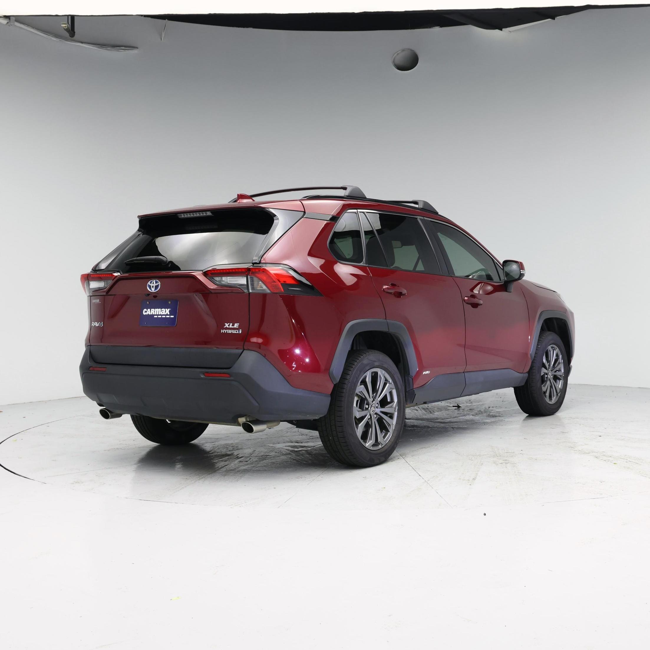Thumbnail: 2022 Toyota RAV4 - 8