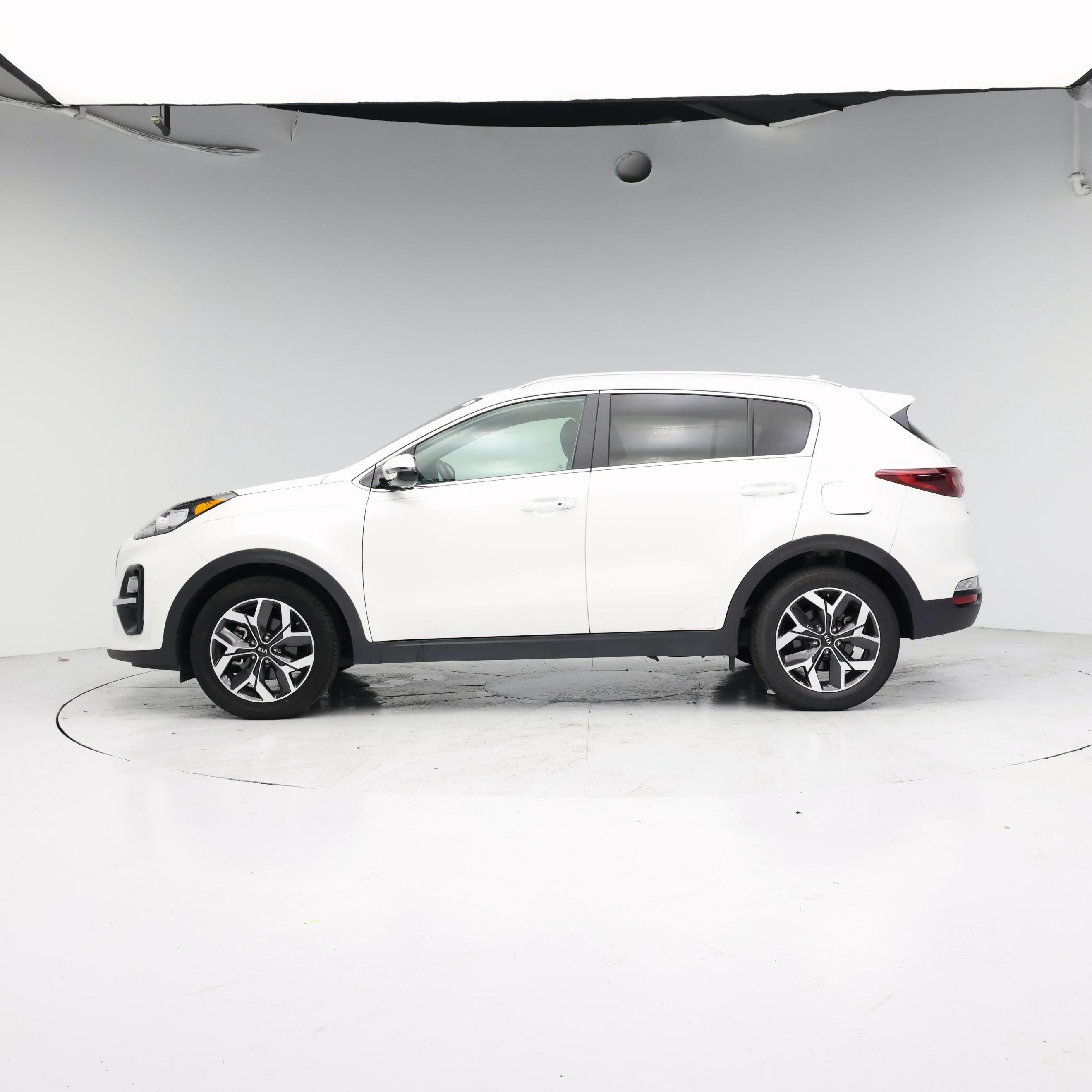 Thumbnail: 2020 Kia Sportage - 3