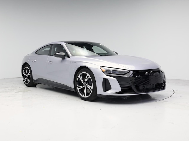 Silver 2022 Audi e-tron GT Prestige quattro AWD Sedan All-Wheel Drive Automatic
